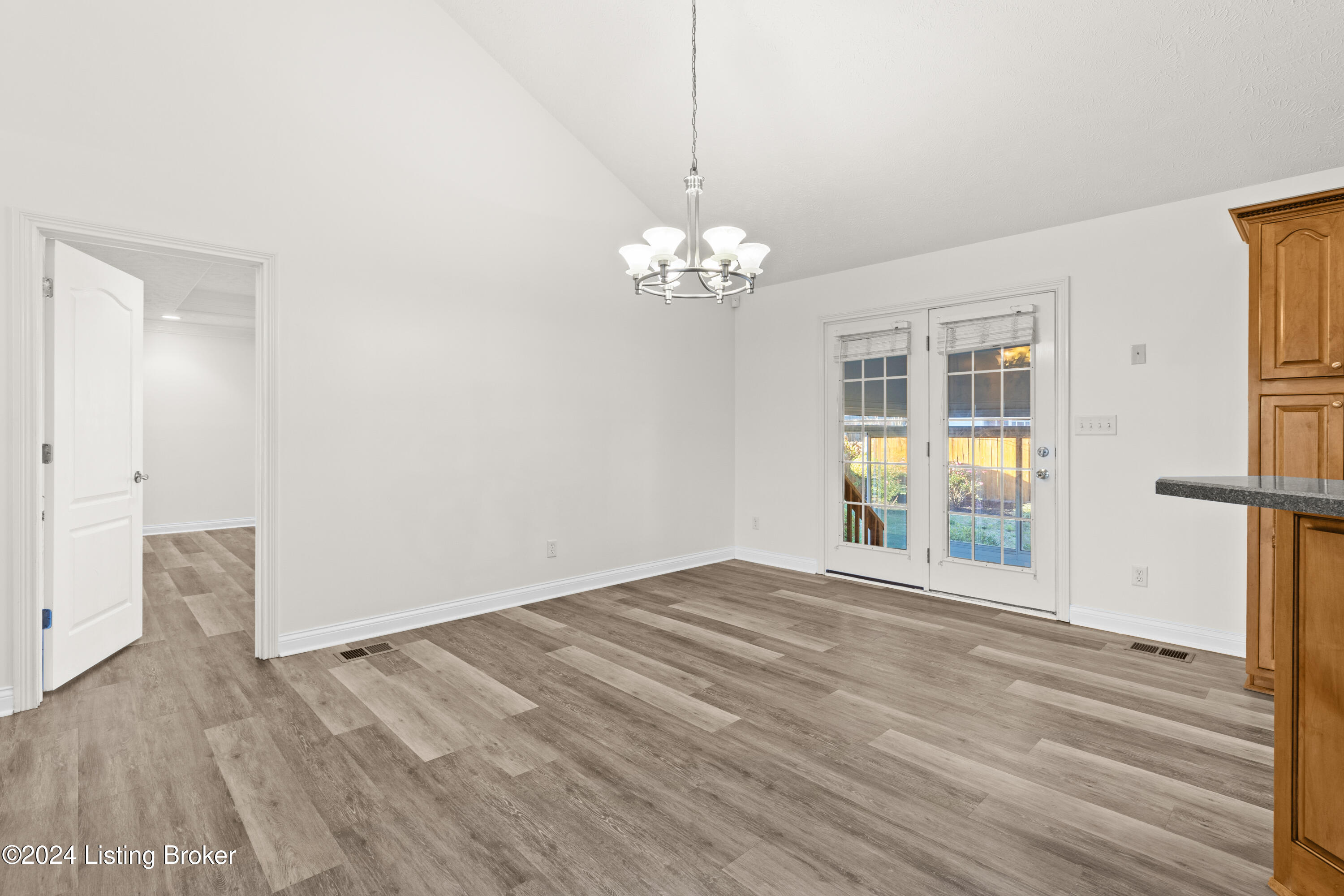 12611 Bernay Pl