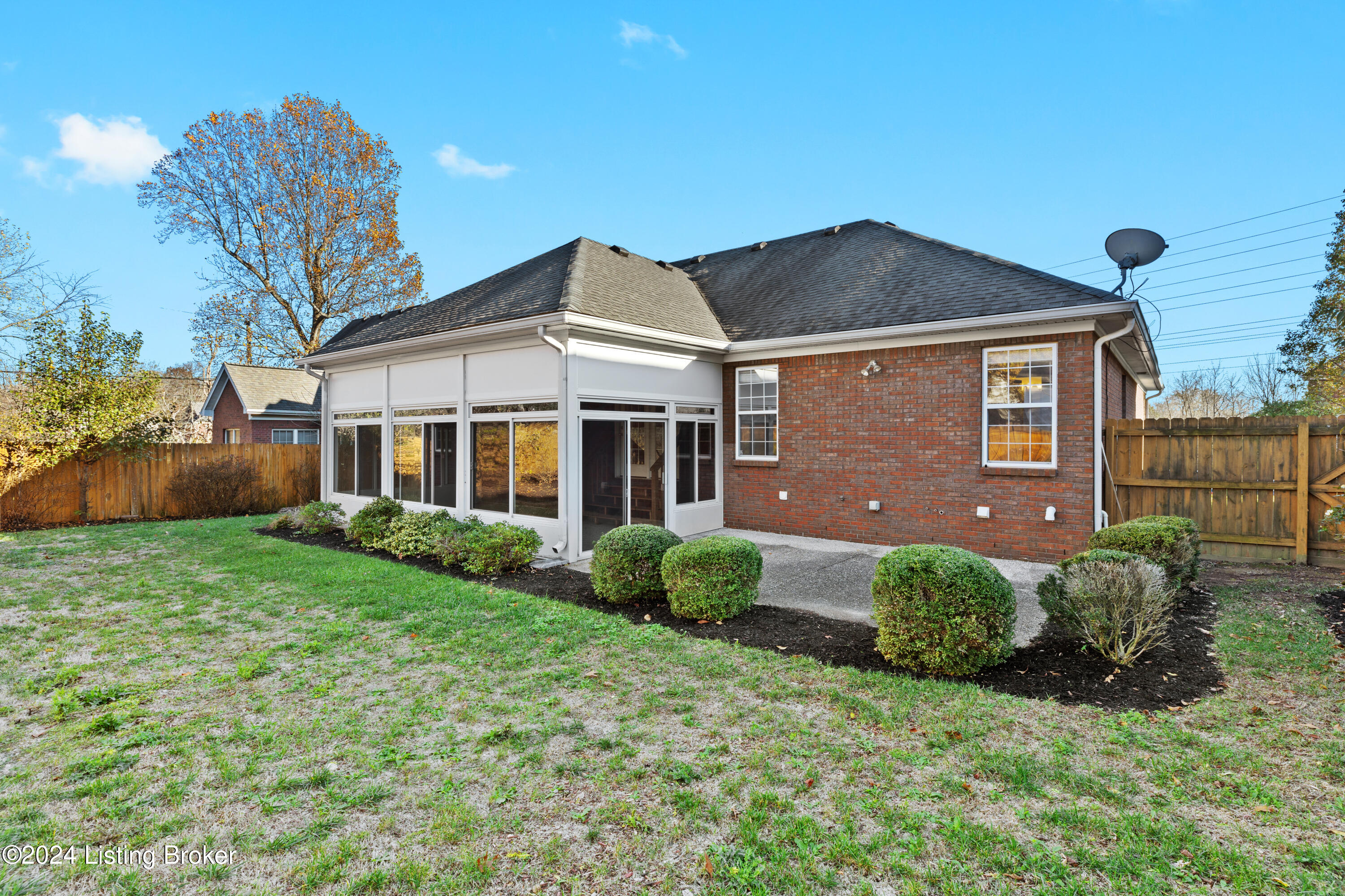 12611 Bernay Pl