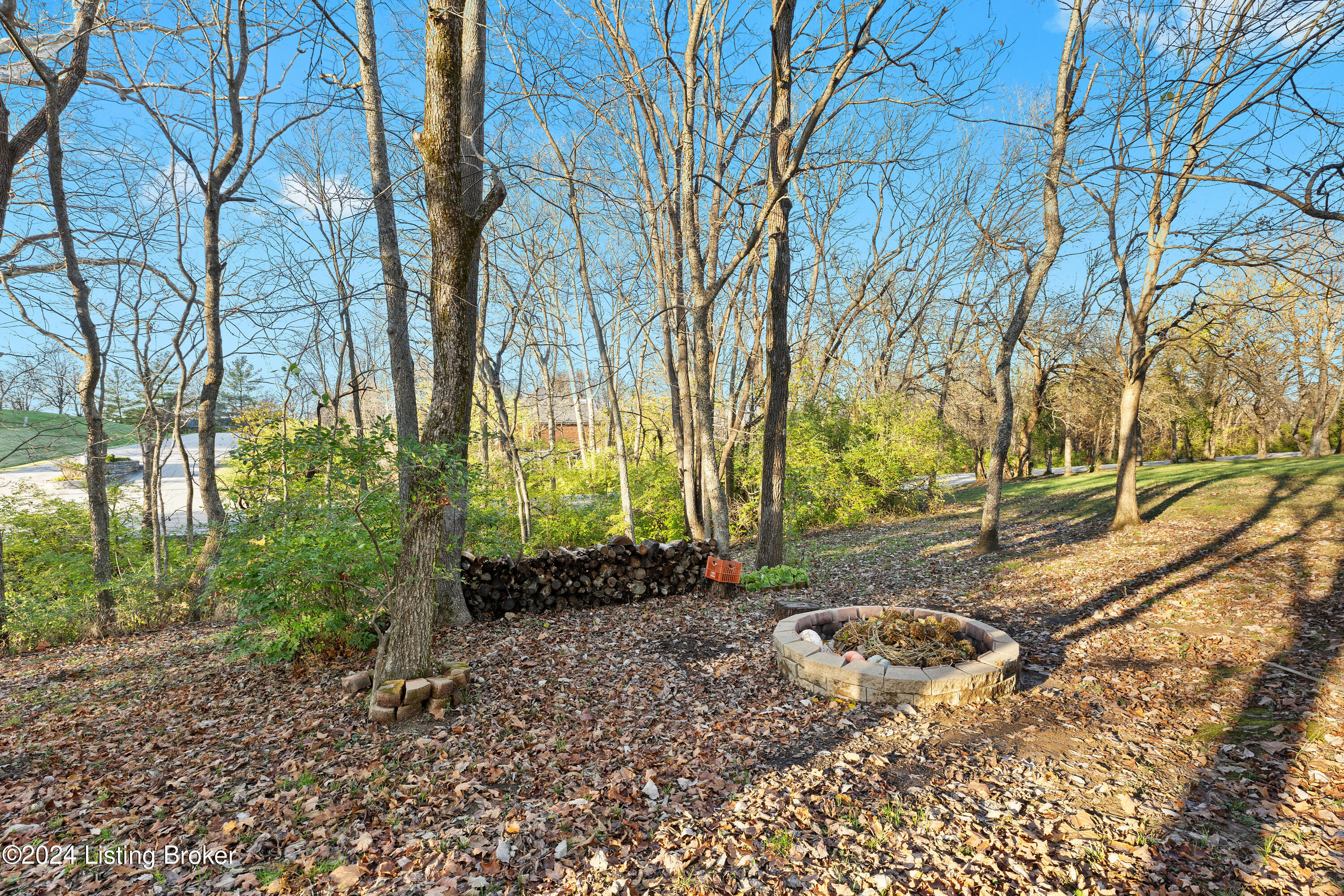 1901 Brooke Stone Ct