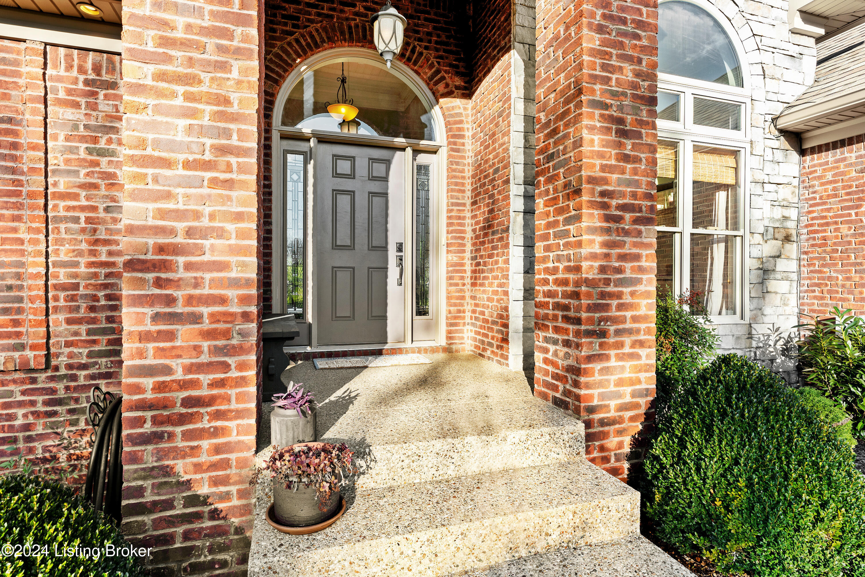 1901 Brooke Stone Ct