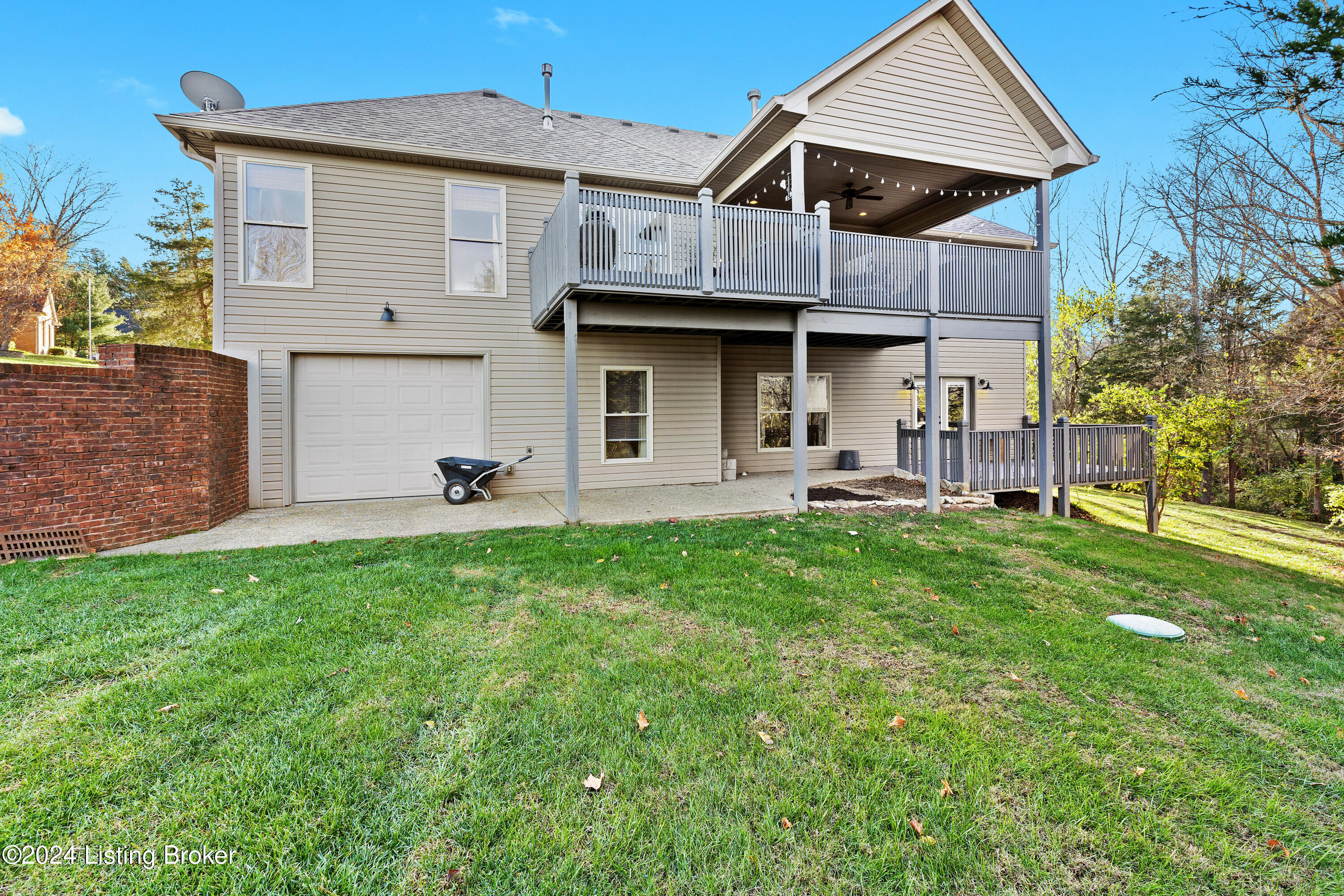 1901 Brooke Stone Ct