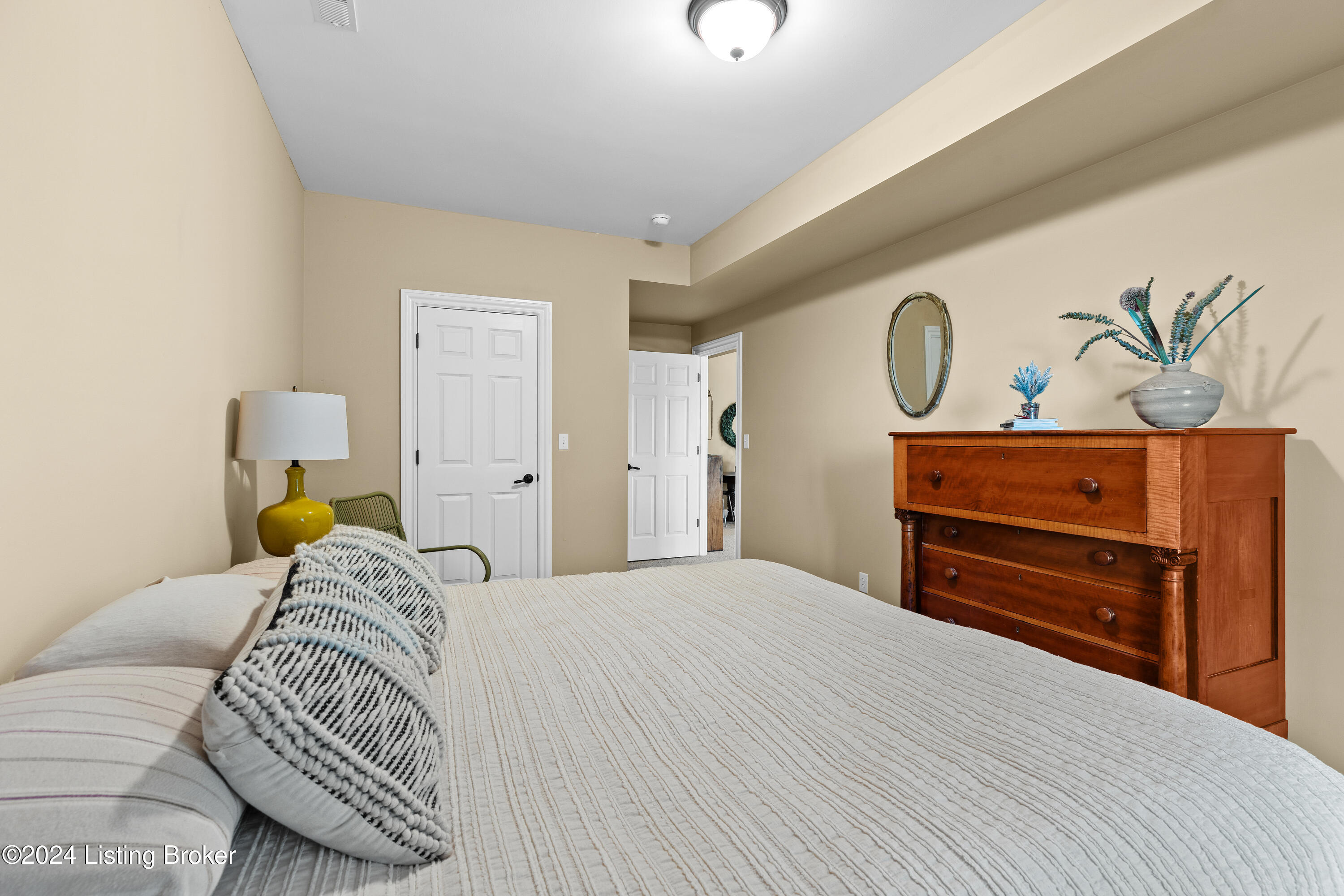 1901 Brooke Stone Ct