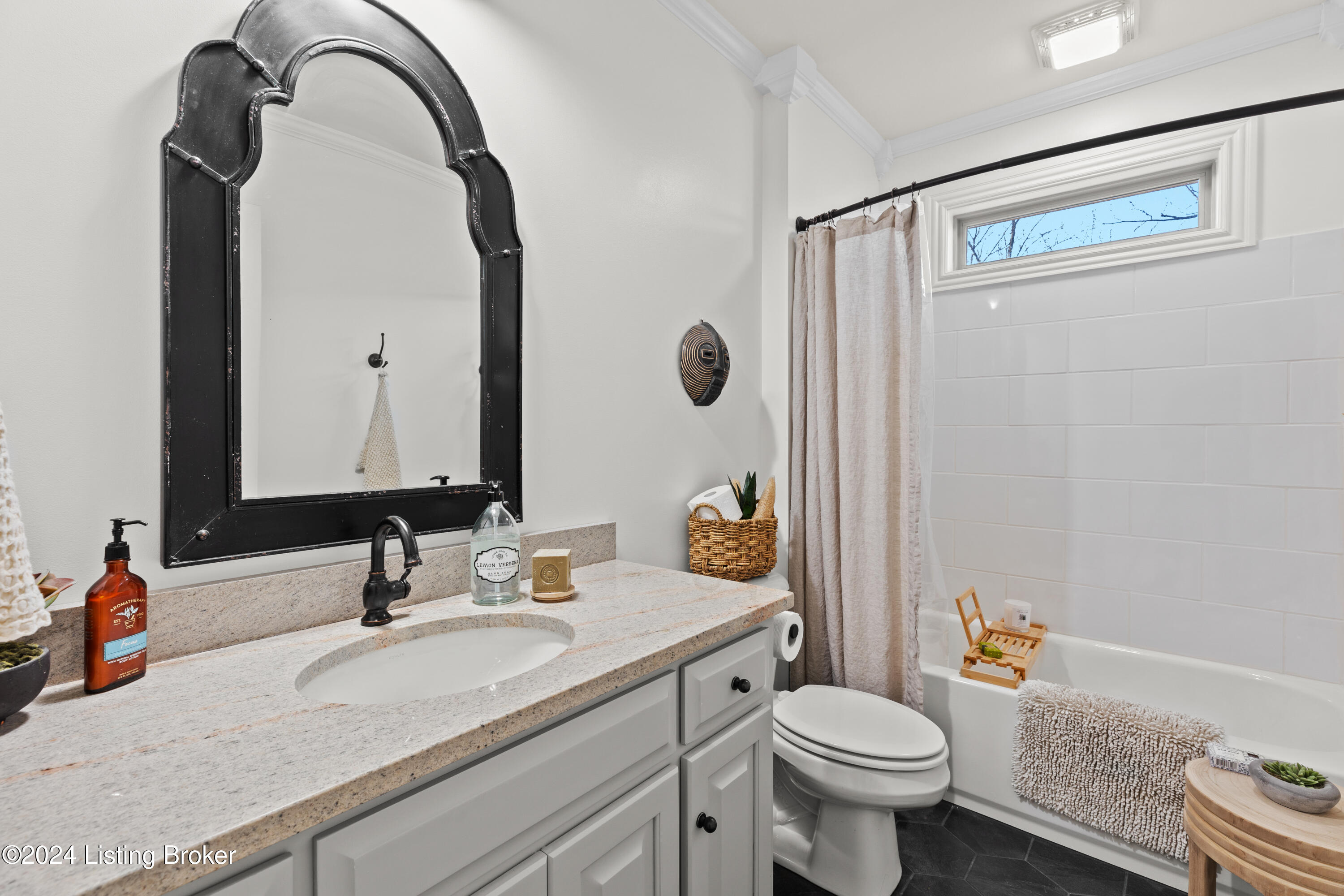 1901 Brooke Stone Ct