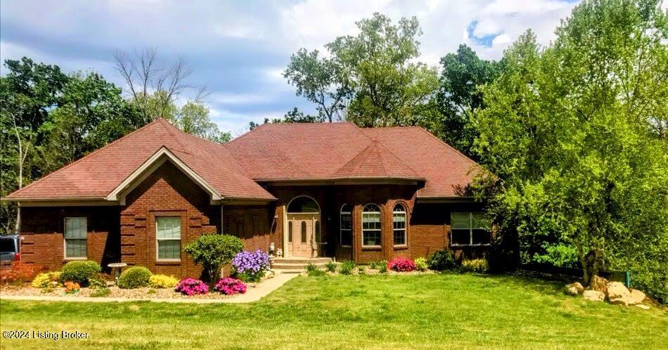 468 E Millwater Falls
