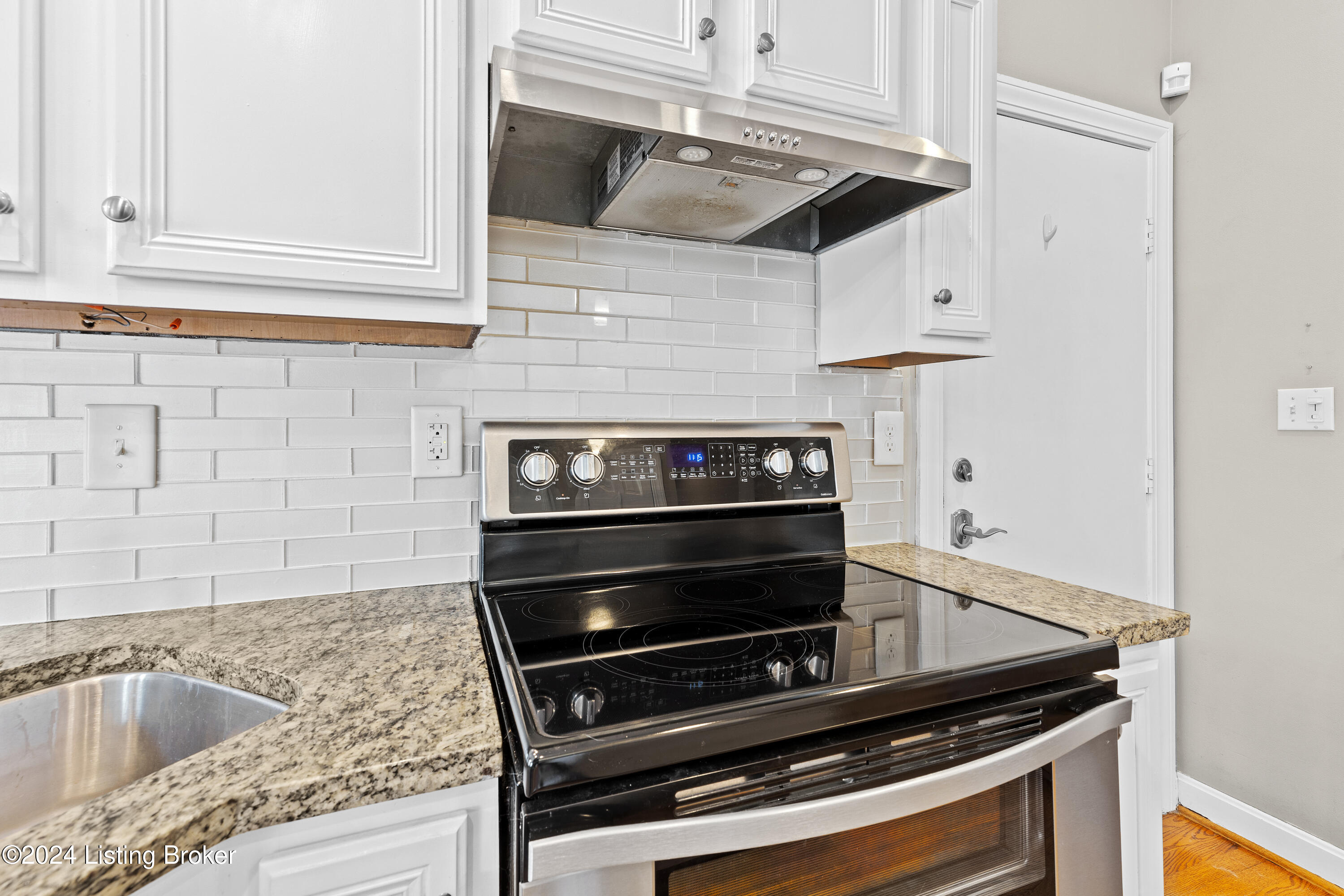 10423 Worthington Ln