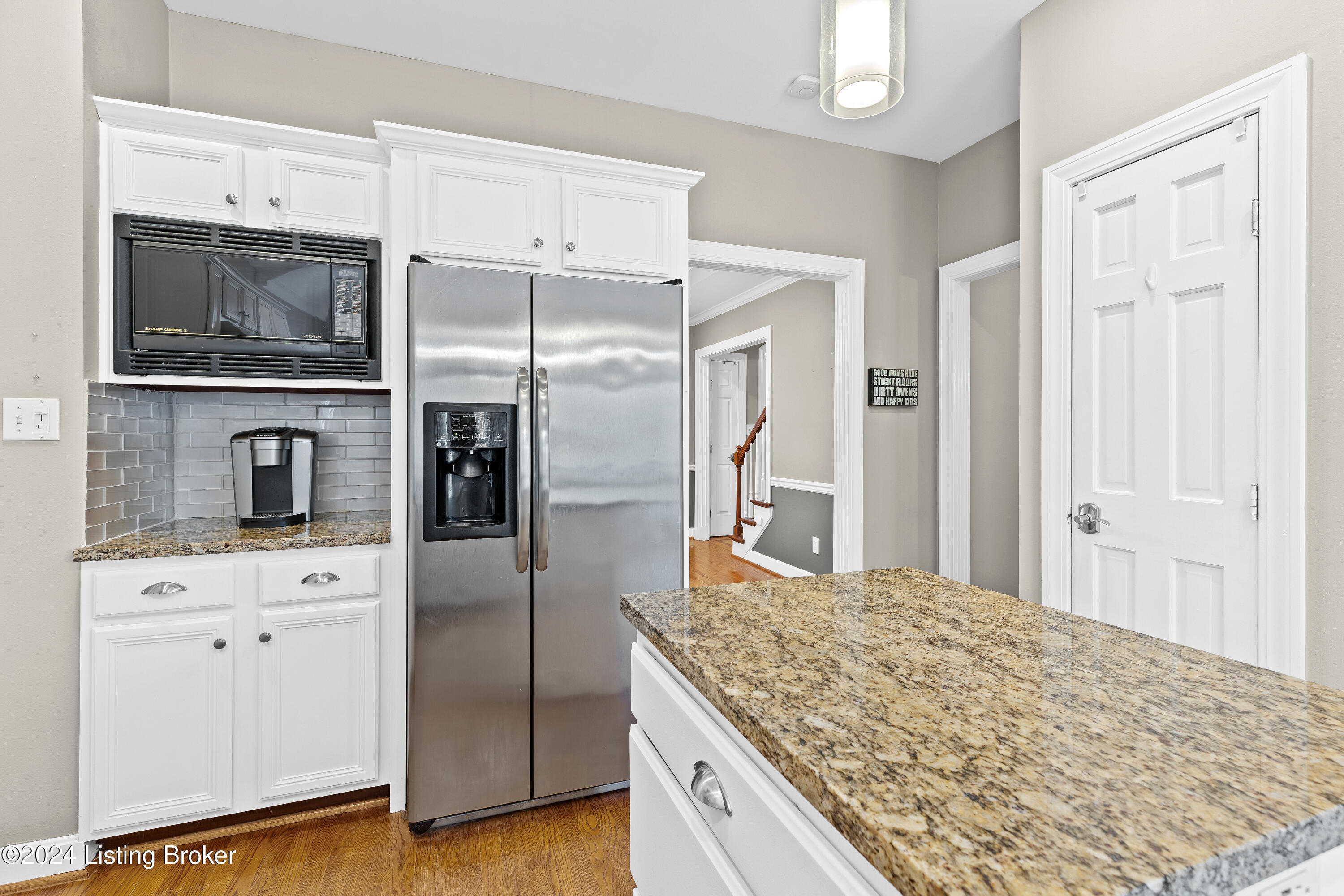 10423 Worthington Ln