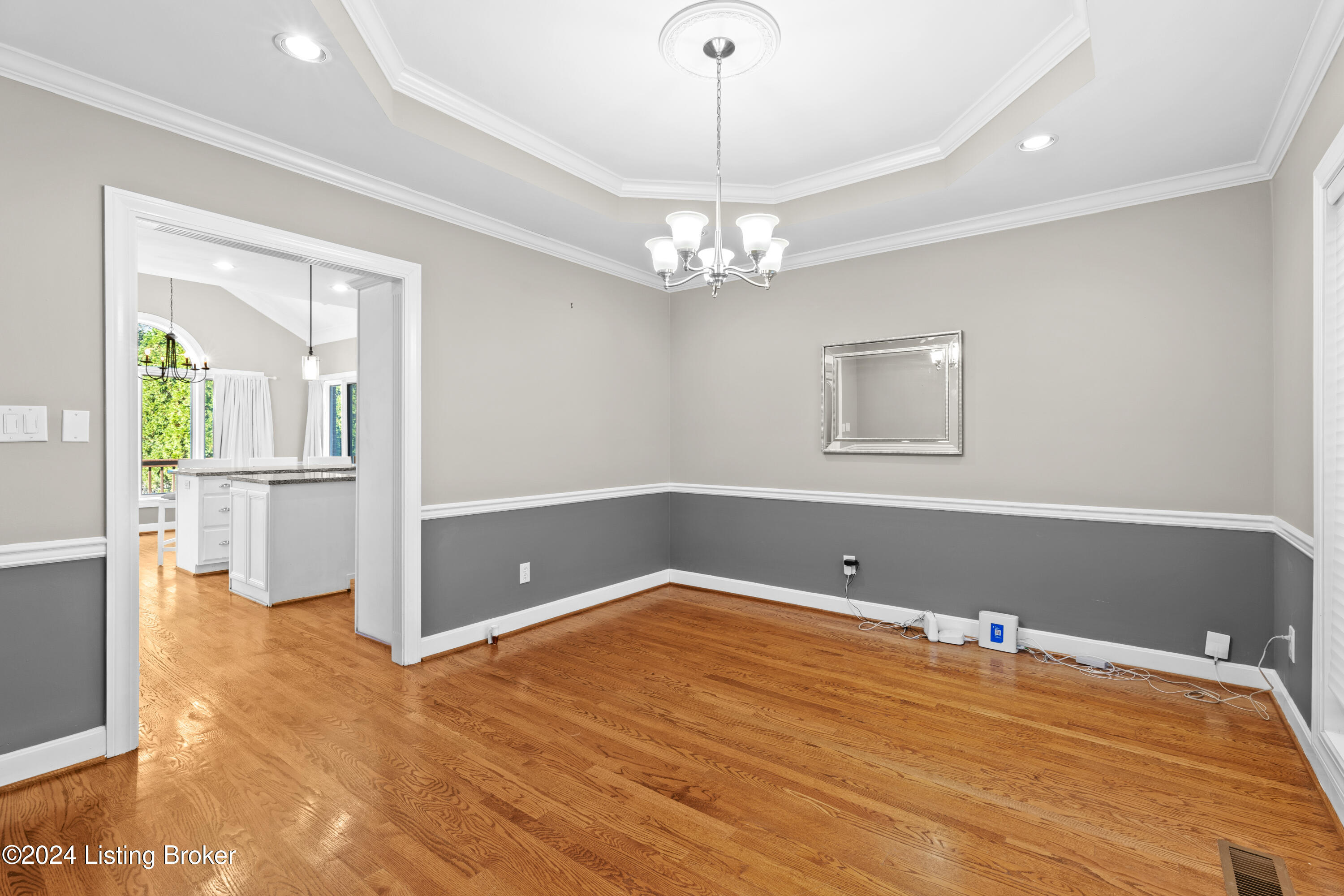 10423 Worthington Ln