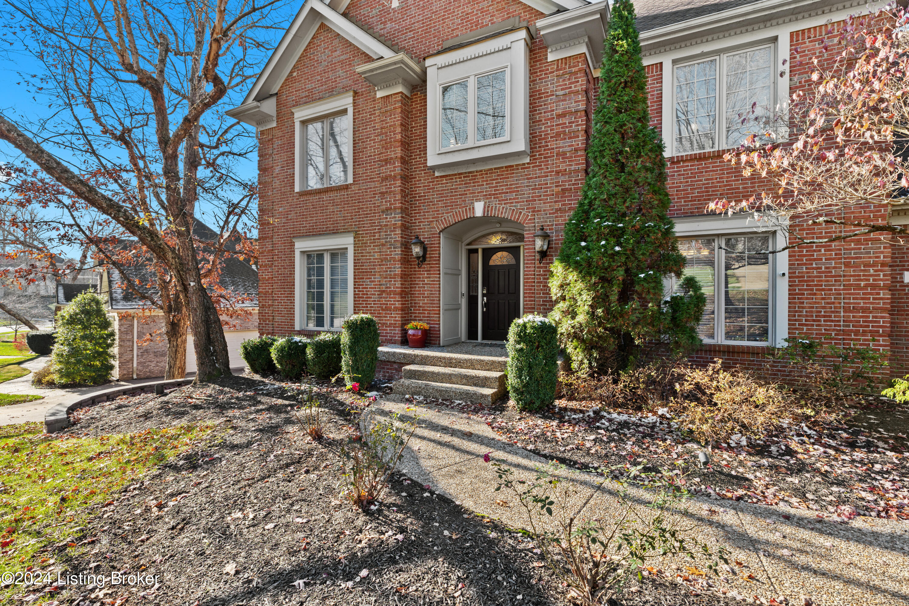 10423 Worthington Ln