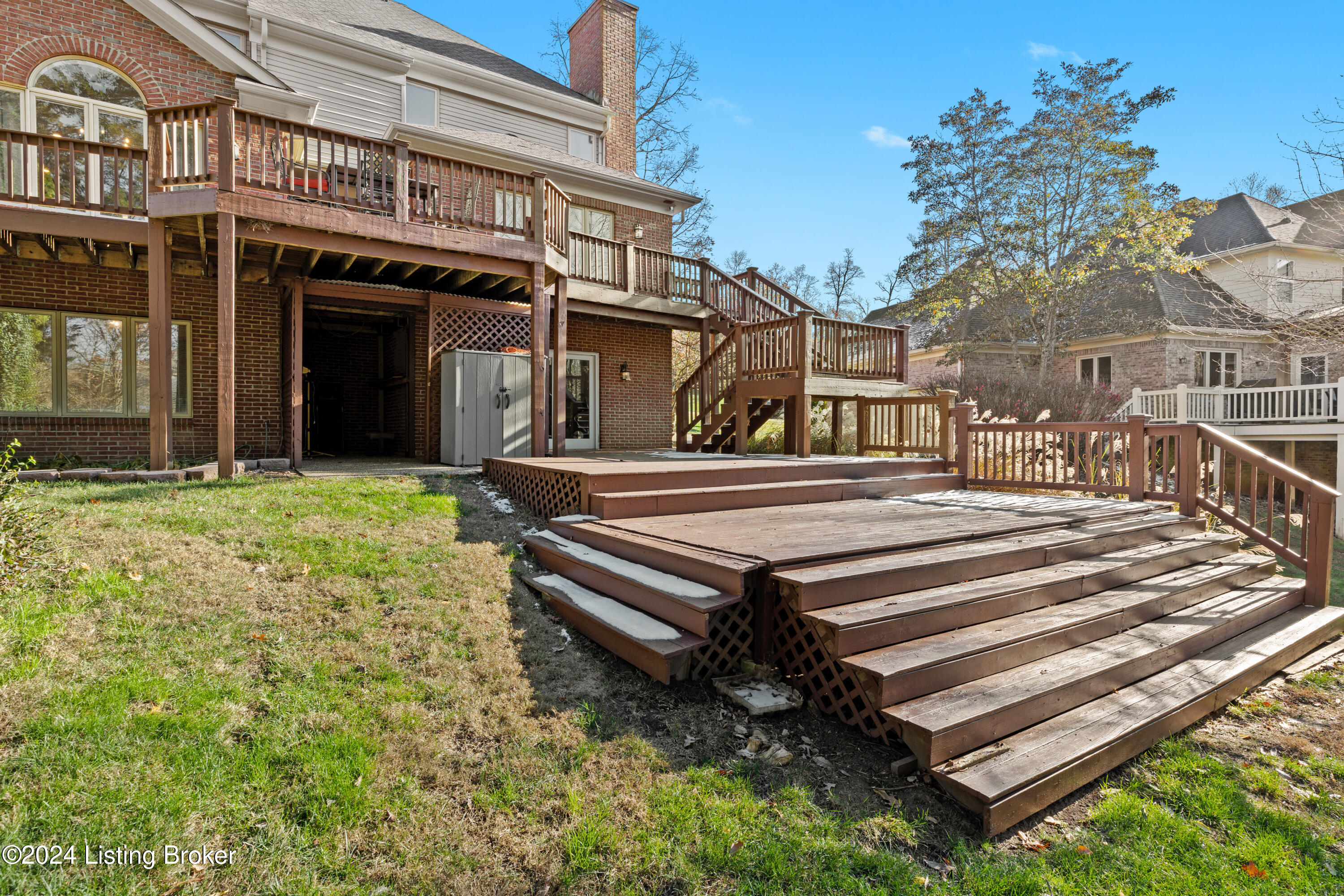 10423 Worthington Ln