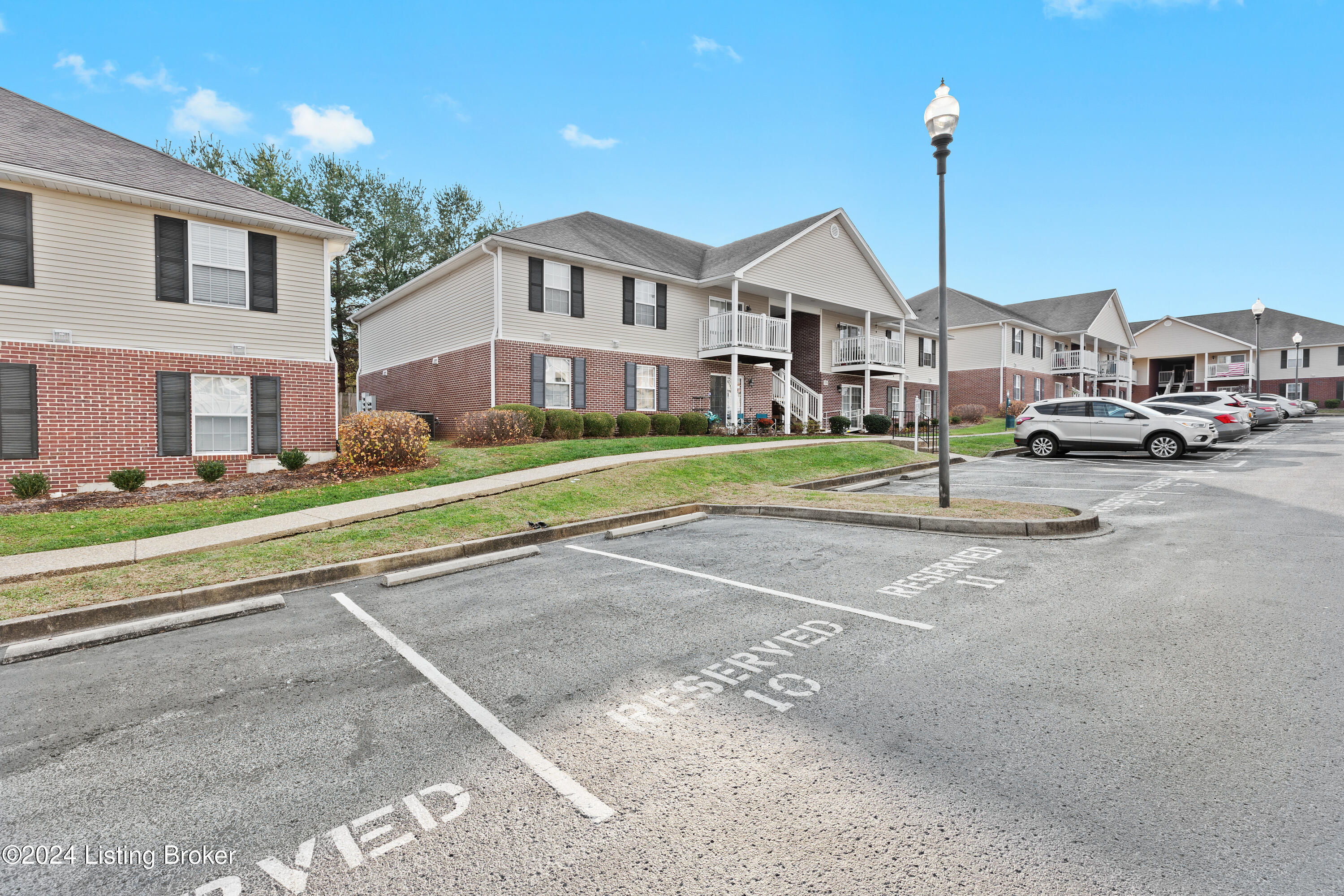 175 Central Blvd, 15