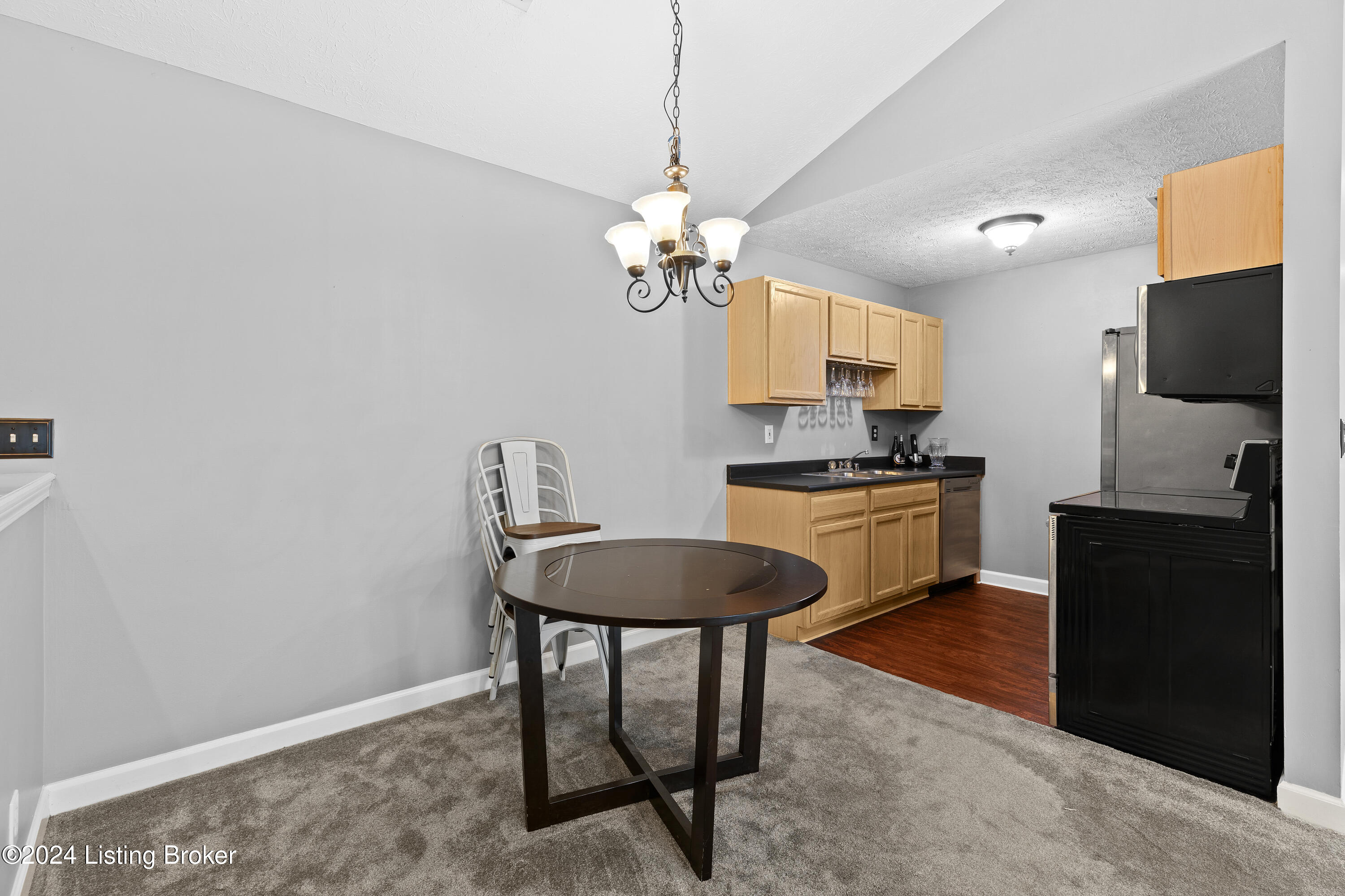 175 Central Blvd, 15