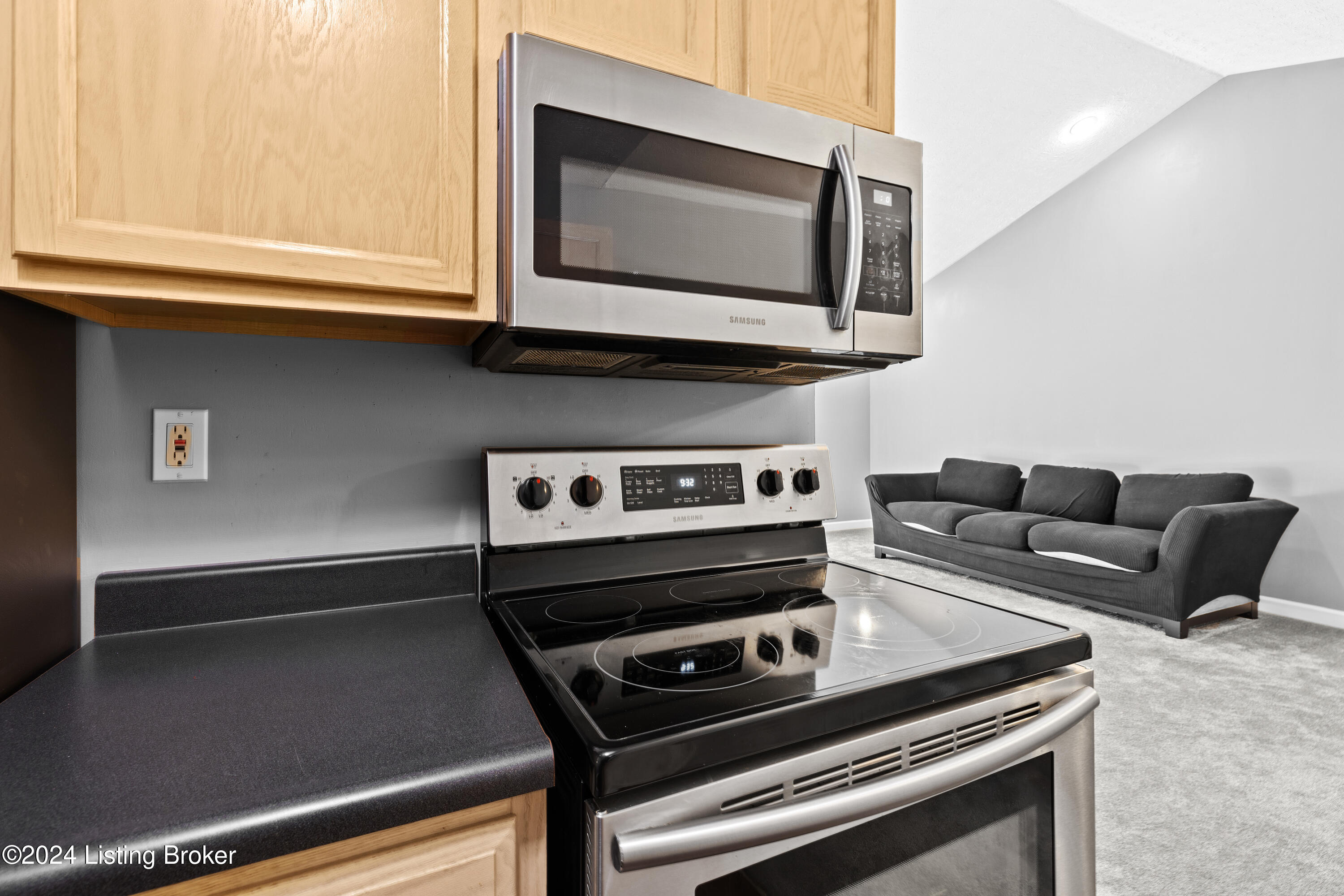 175 Central Blvd, 15