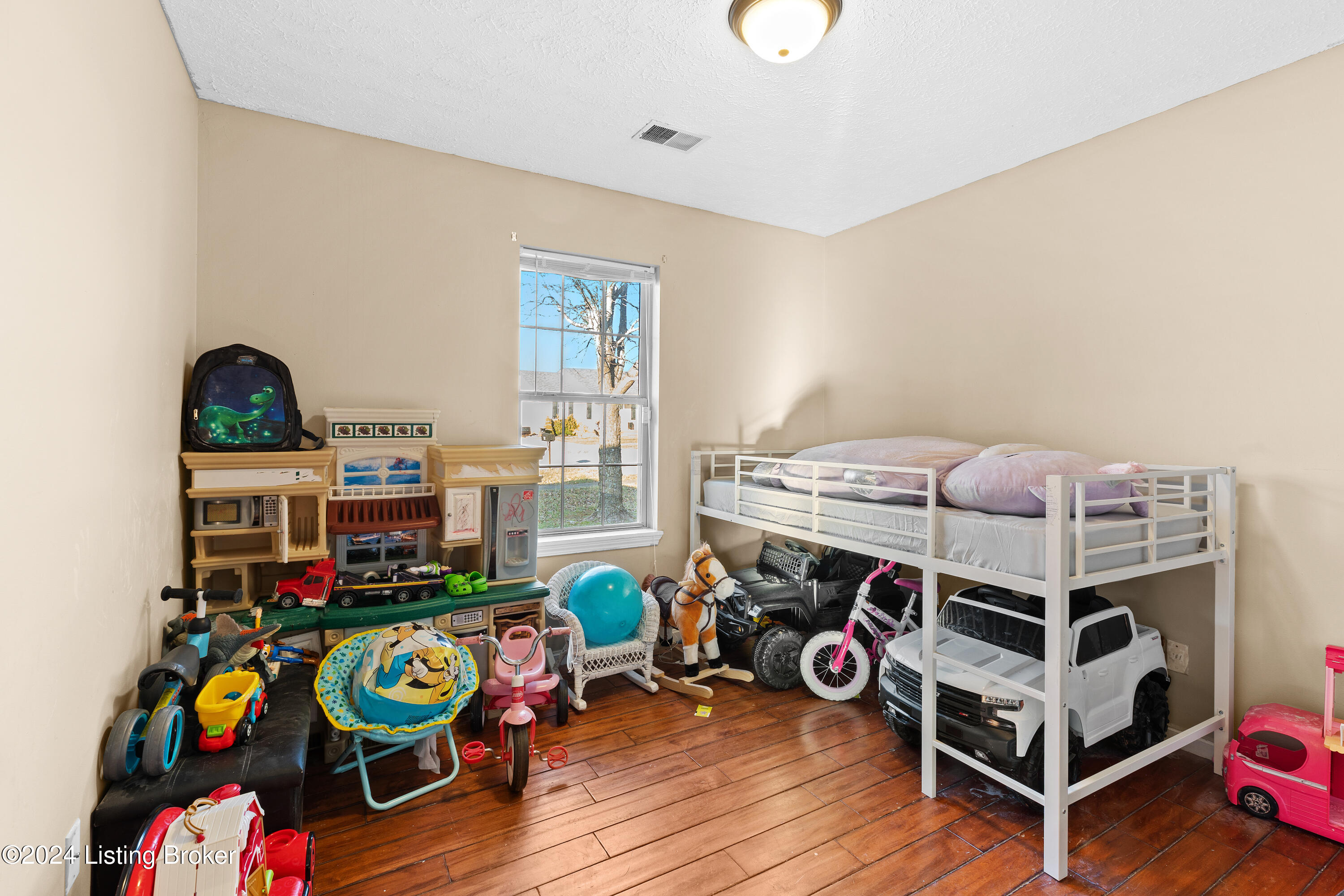 101 Atlantic Ct