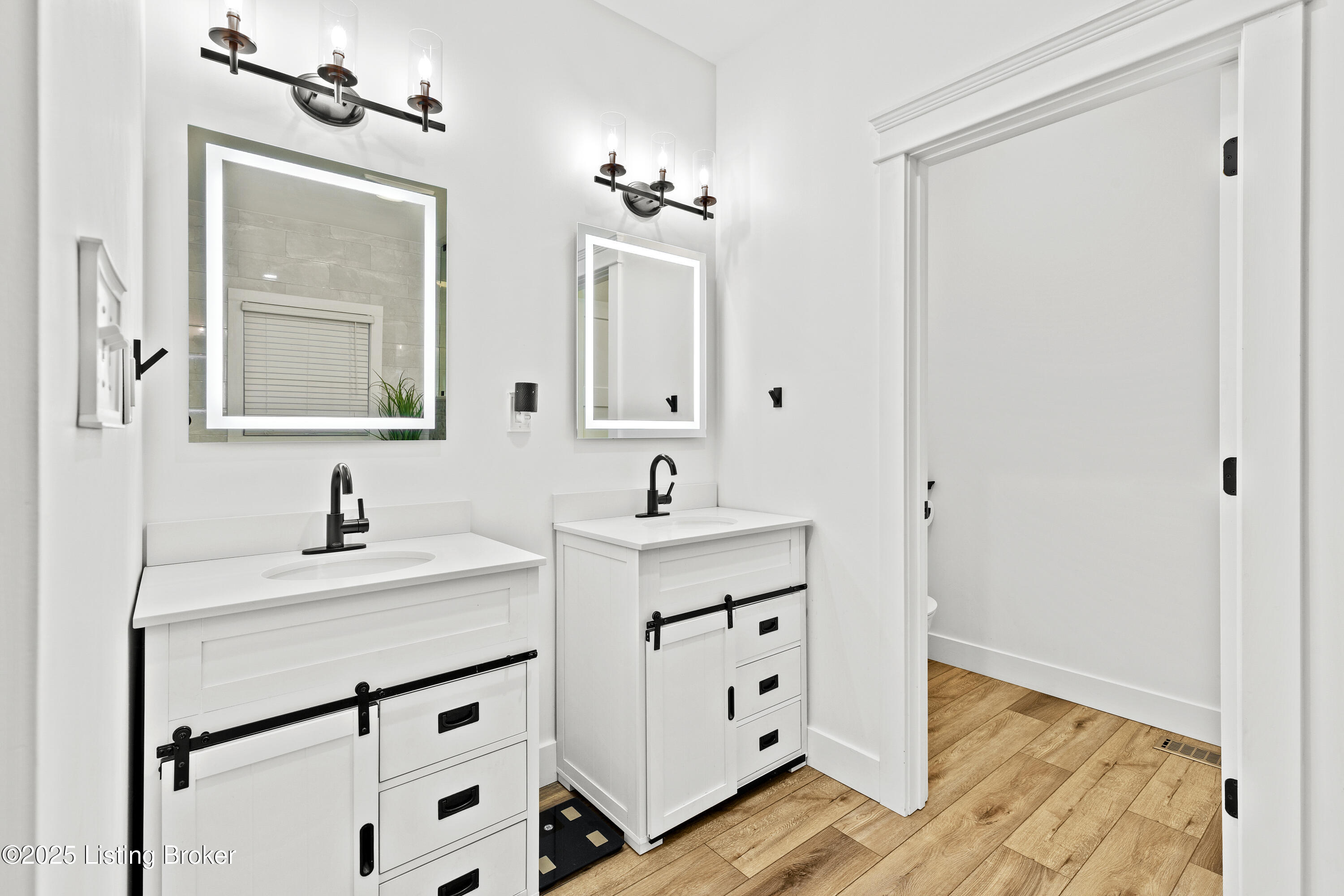 375 Painted Leaf Ct