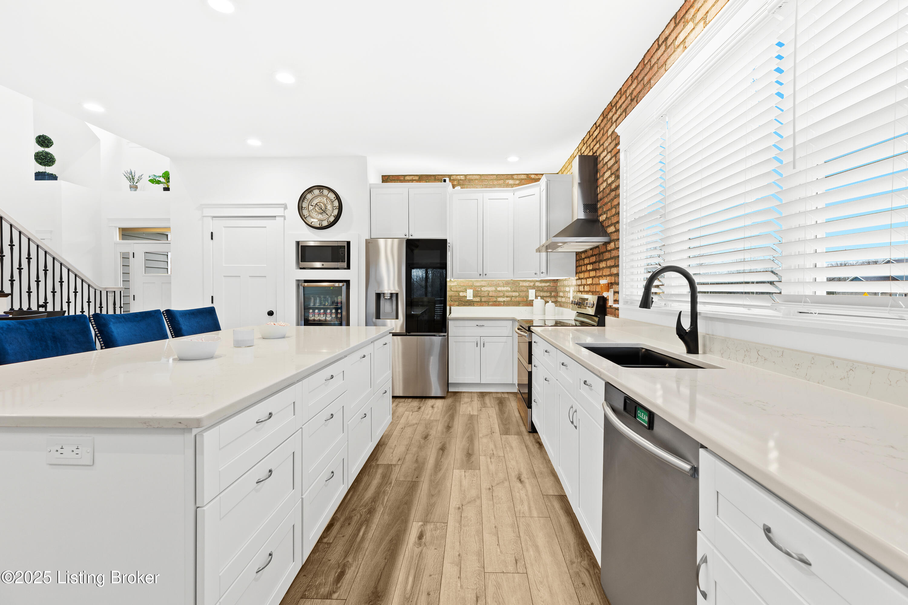 375 Painted Leaf Ct