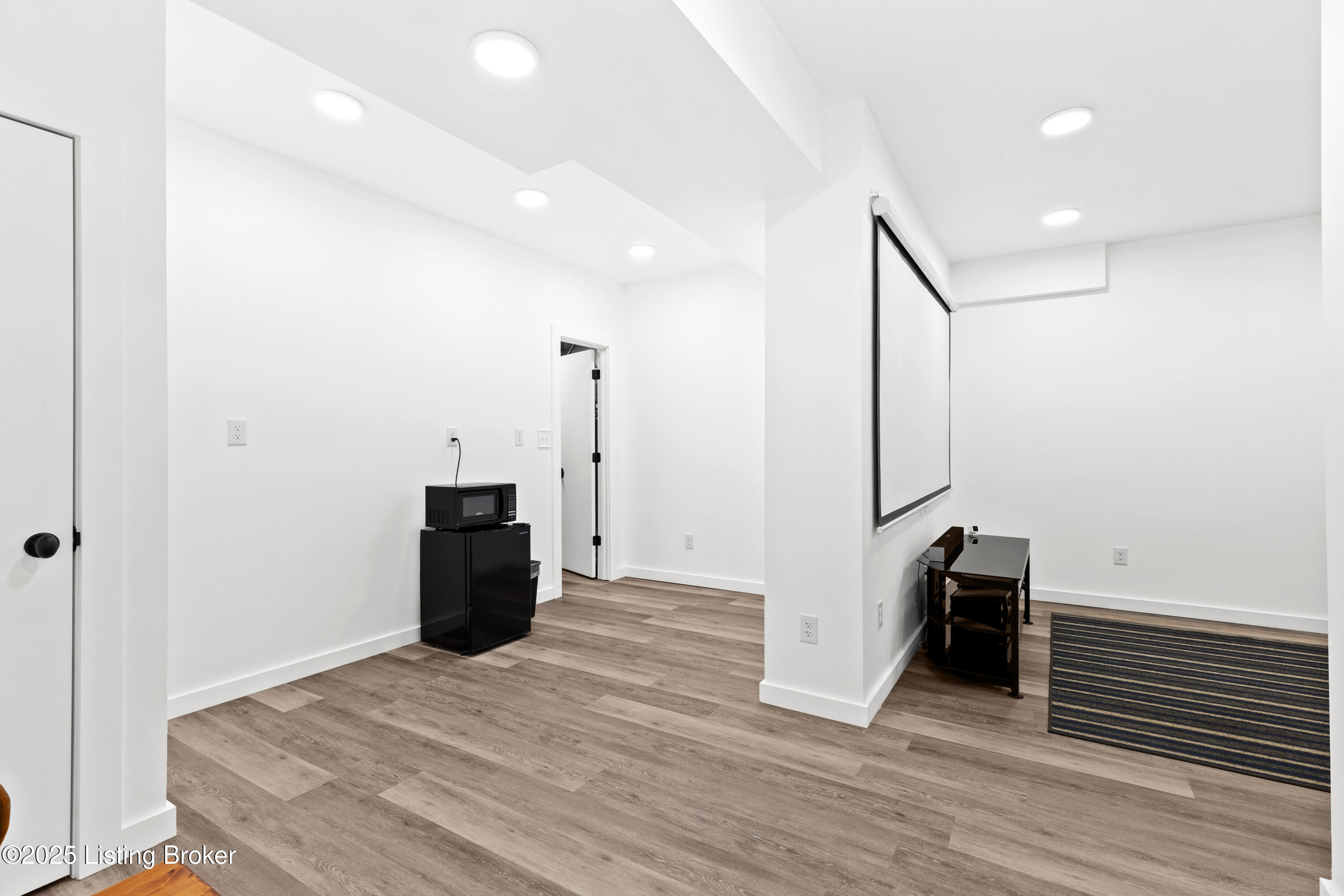 375 Painted Leaf Ct