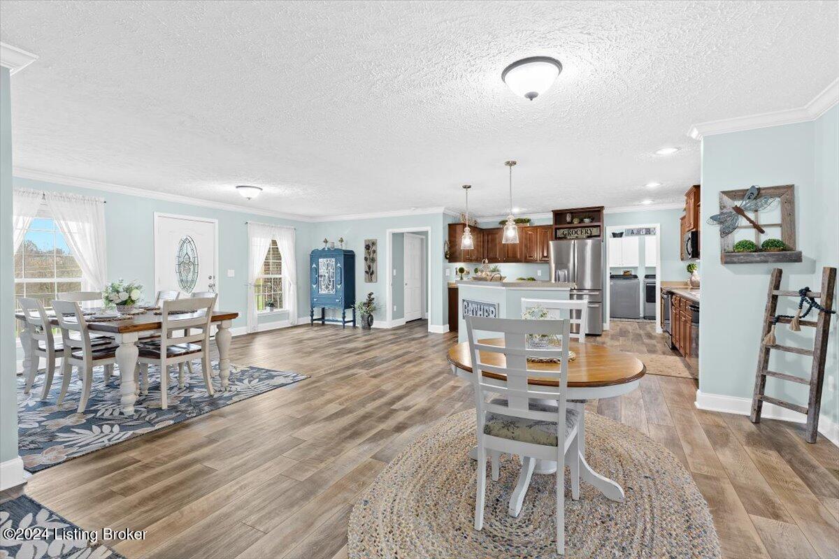 3101 Hillsboro Rd