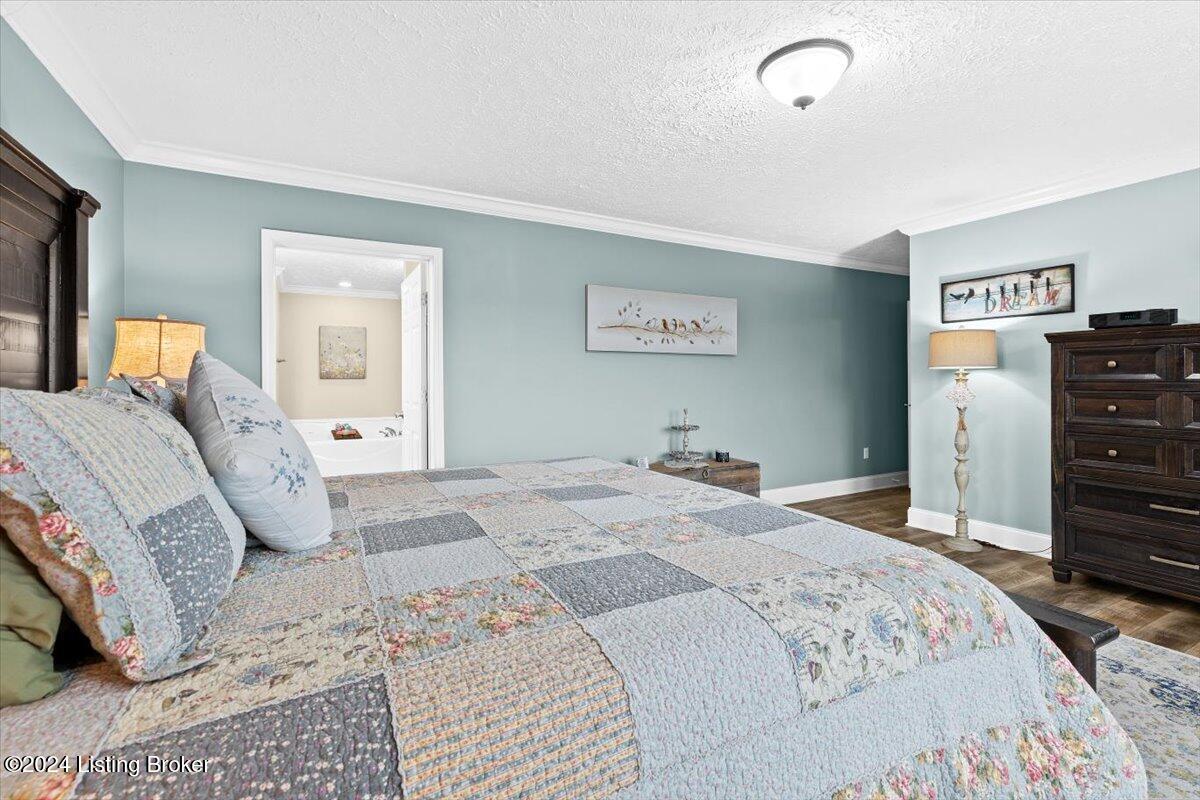 3101 Hillsboro Rd