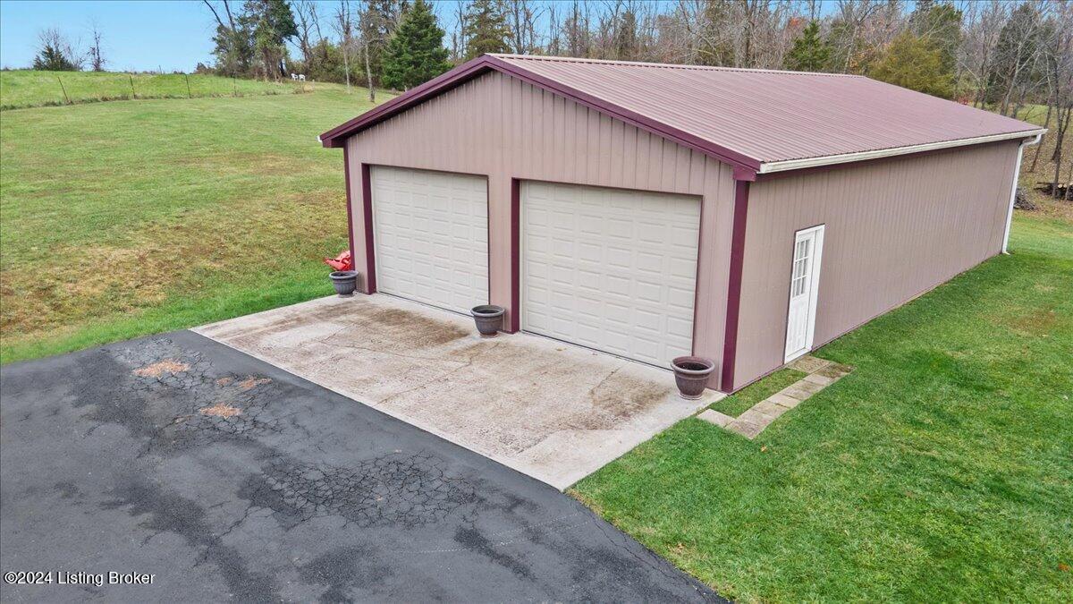 3101 Hillsboro Rd