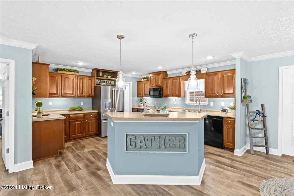 3101 Hillsboro Rd