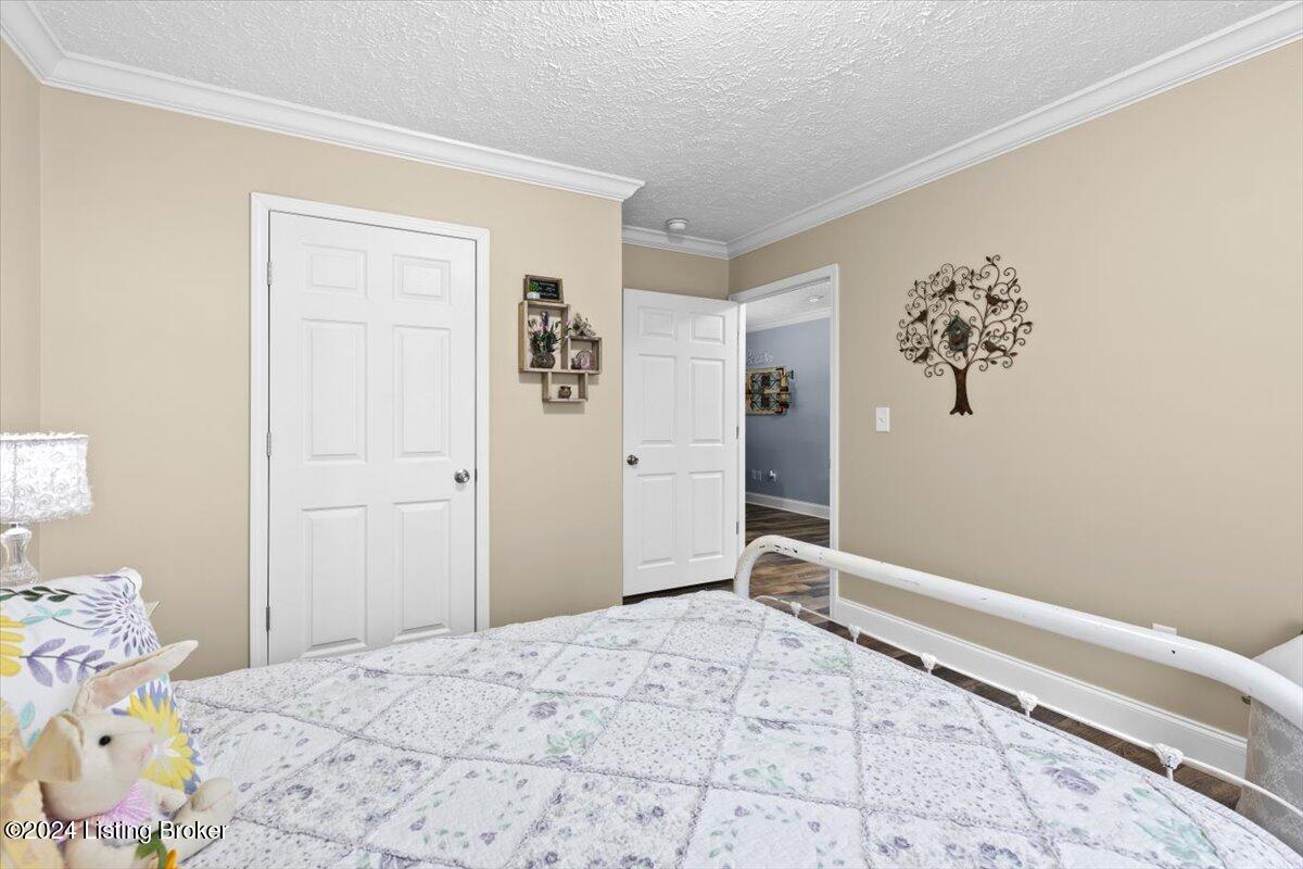 3101 Hillsboro Rd