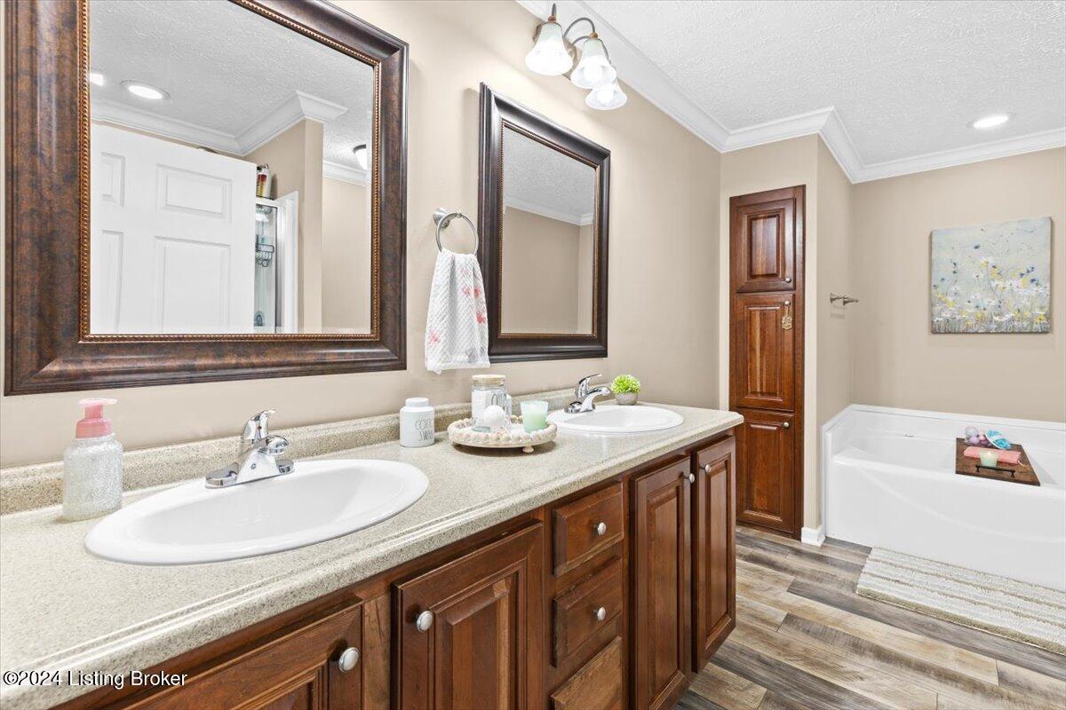 3101 Hillsboro Rd