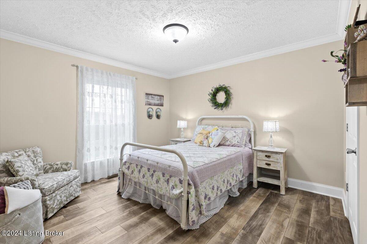 3101 Hillsboro Rd