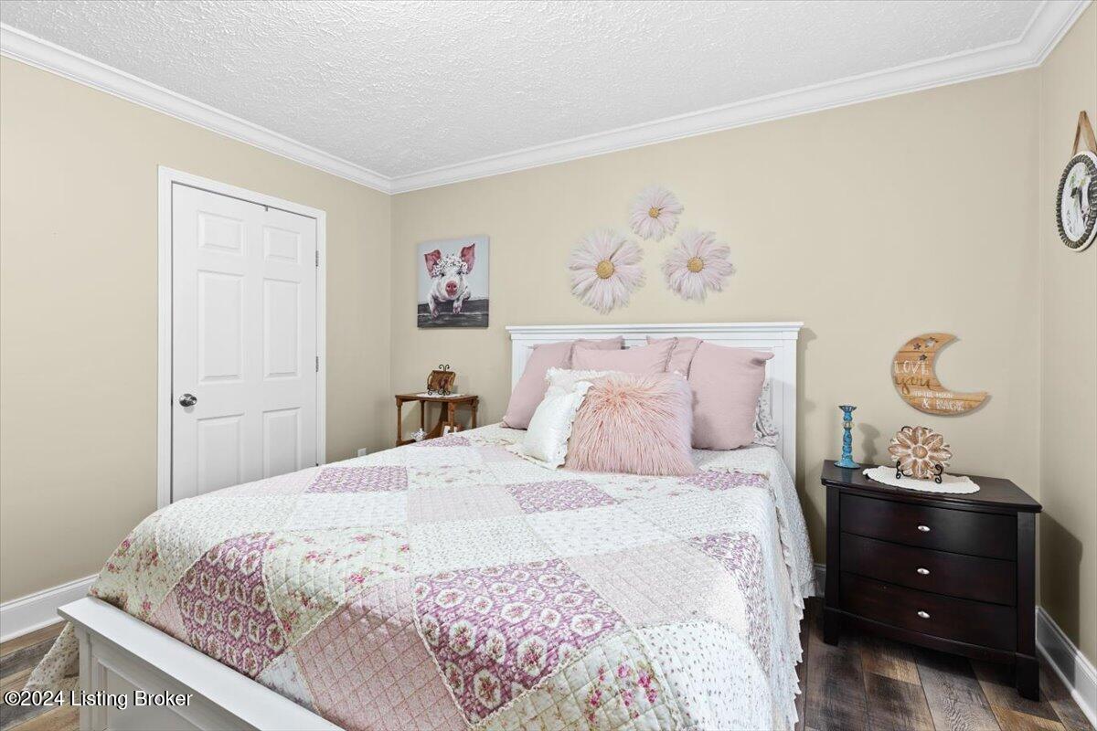 3101 Hillsboro Rd