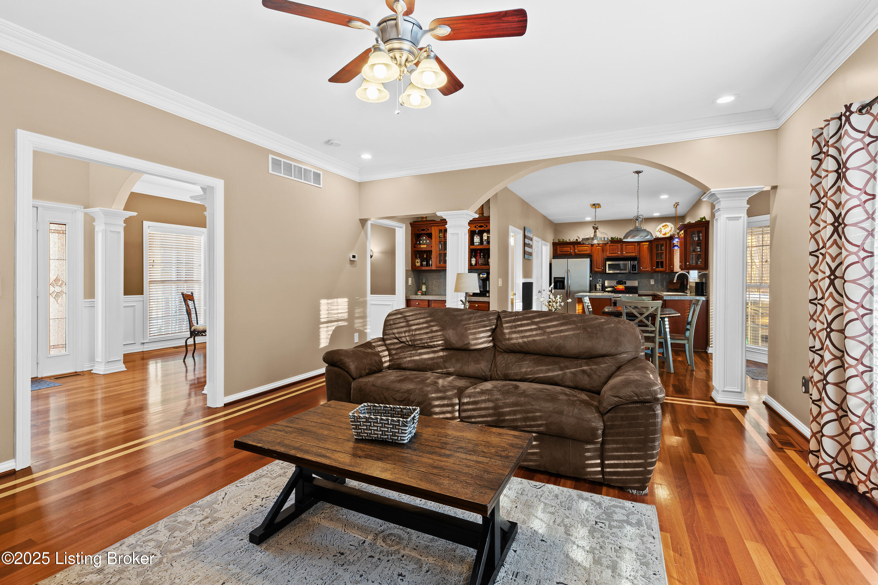 4101 Sunny Crossing Dr