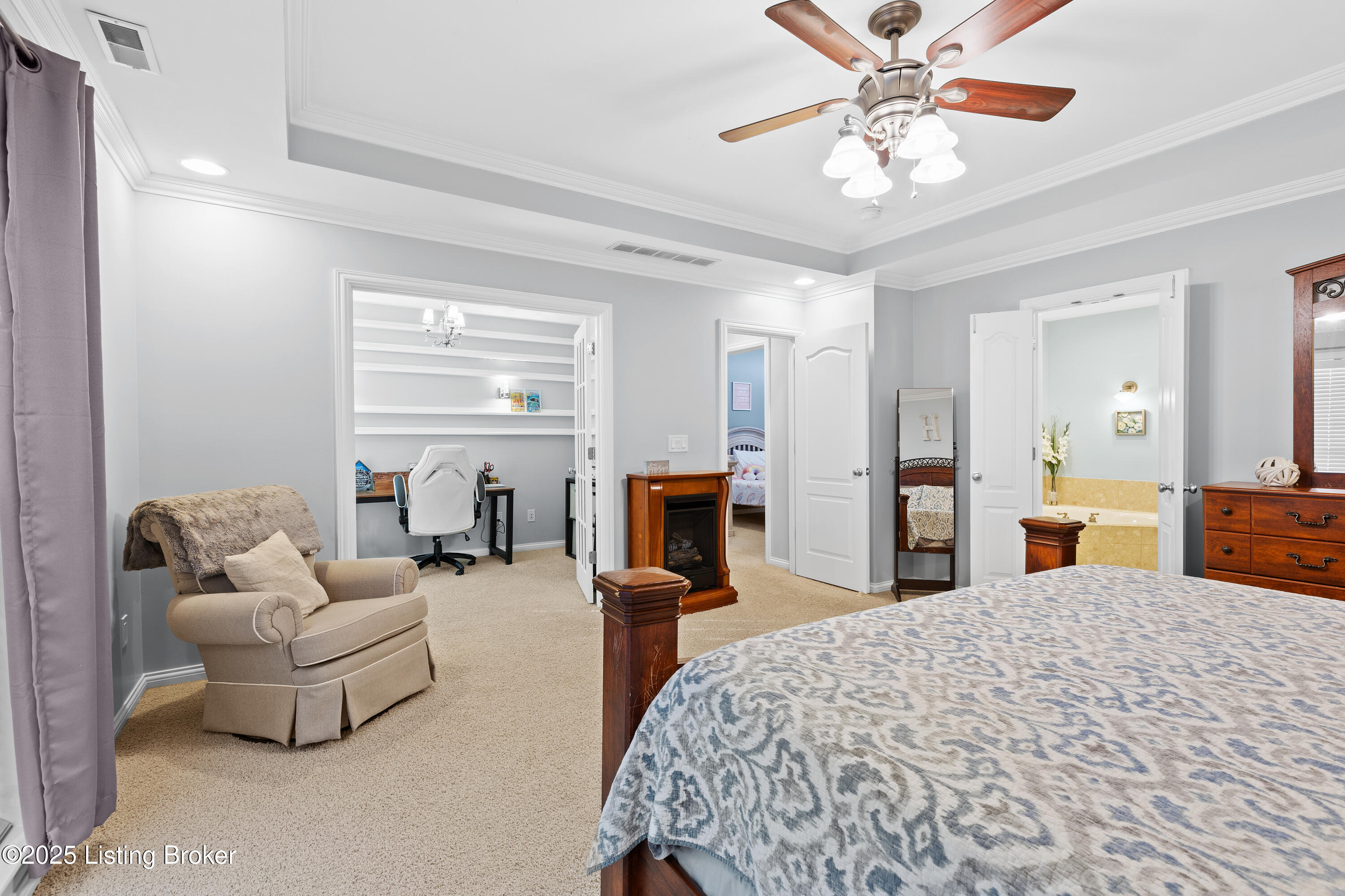 4101 Sunny Crossing Dr