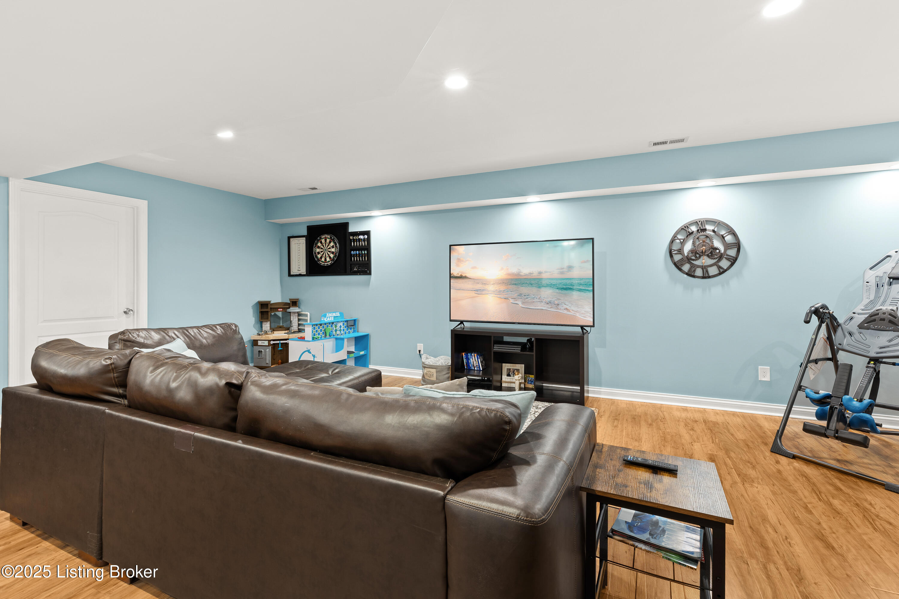 4101 Sunny Crossing Dr