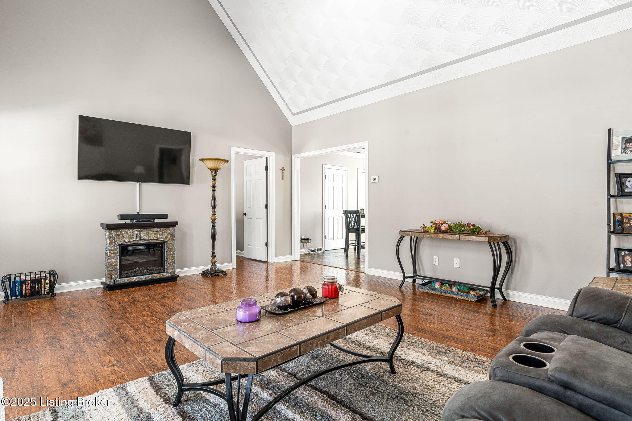 135 Benelli Dr