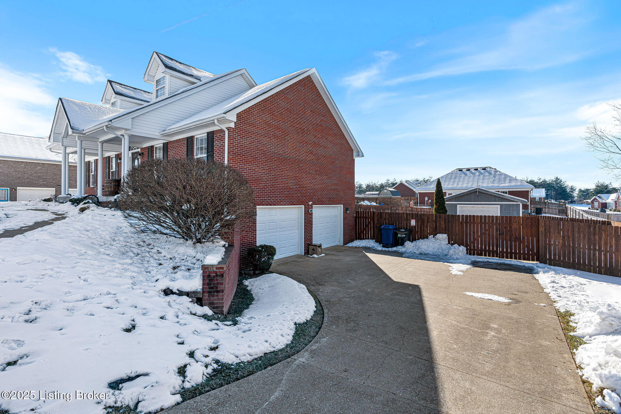 135 Benelli Dr