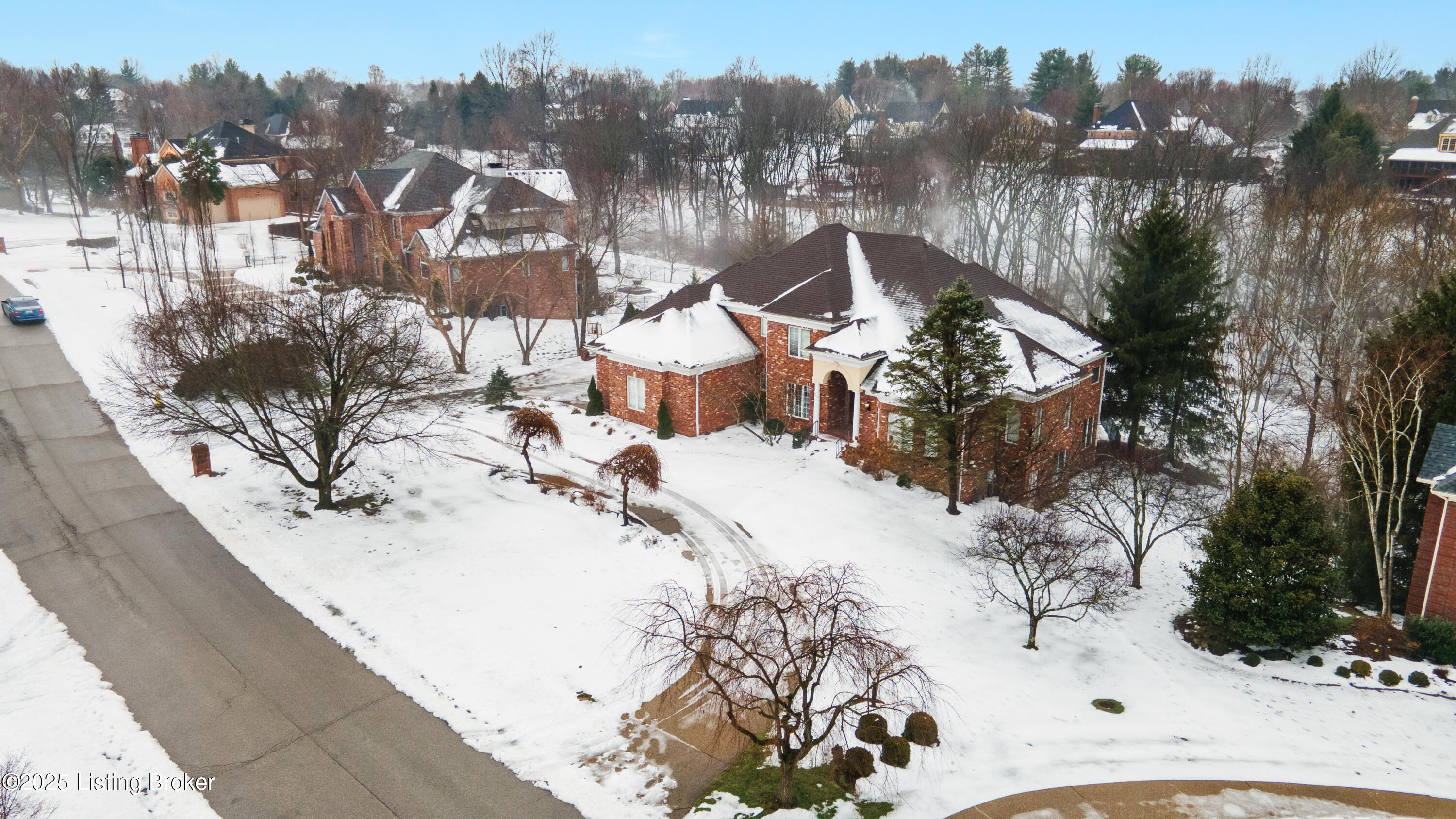12030 Hunting Crest Dr