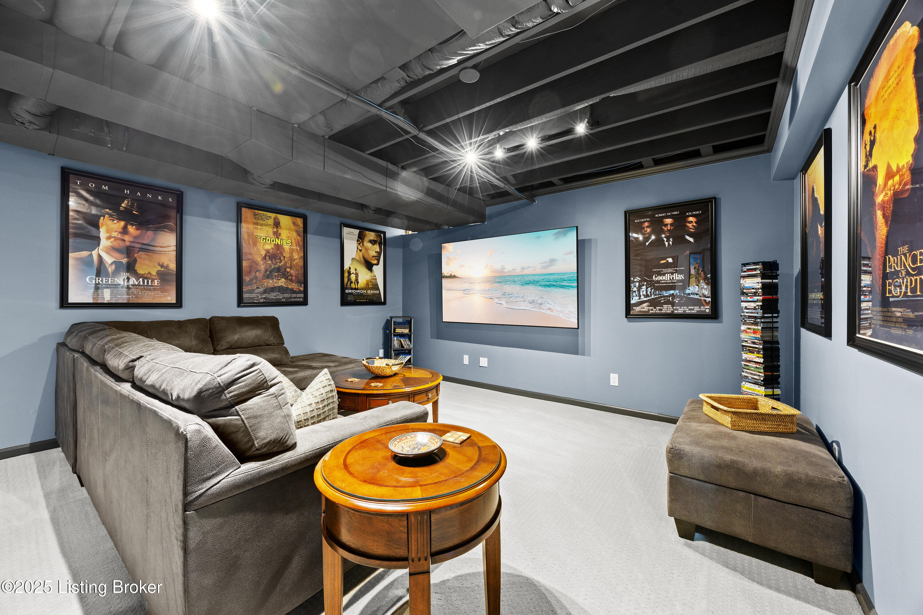 6014 Regal Springs Dr