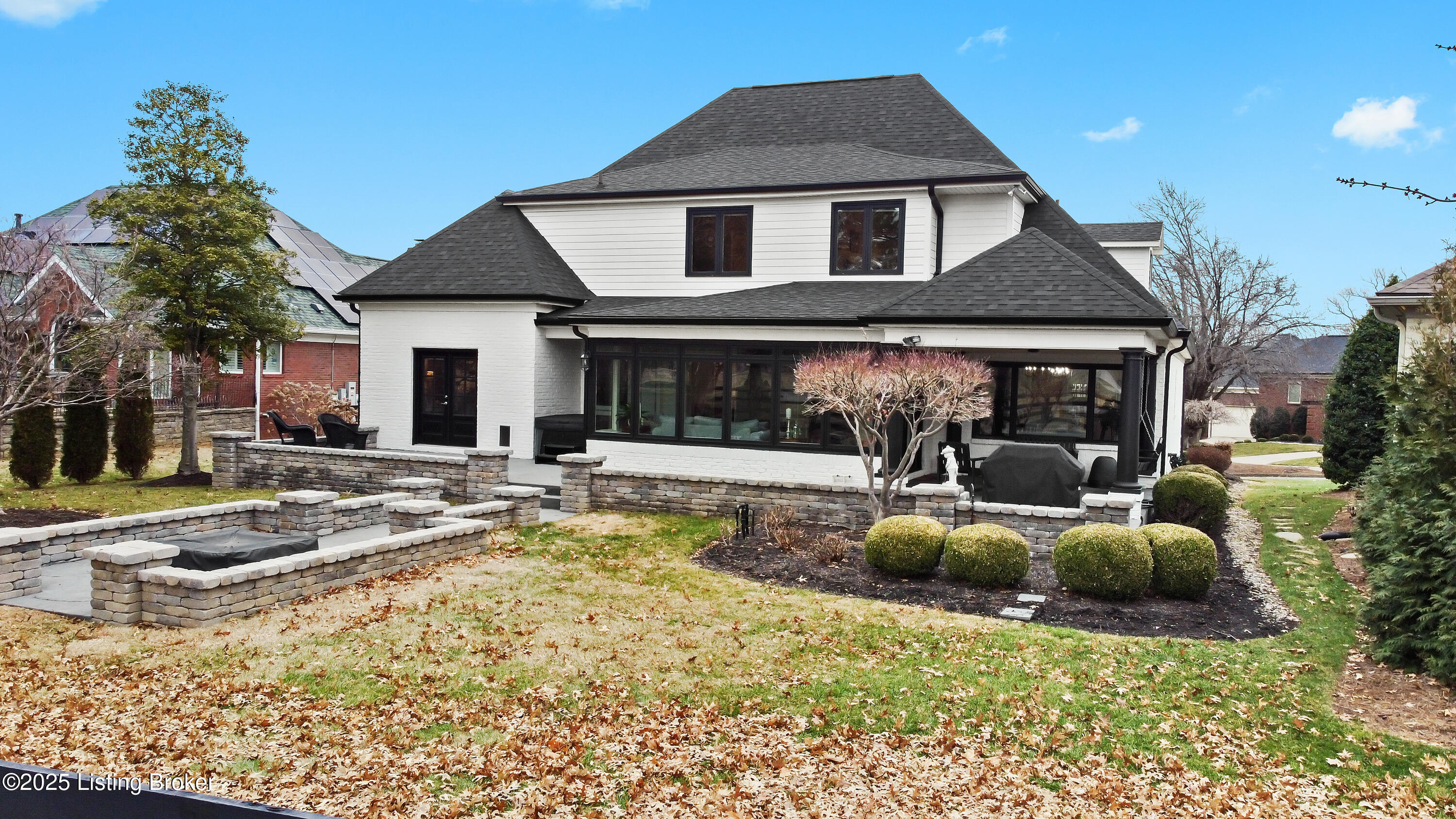 6014 Regal Springs Dr
