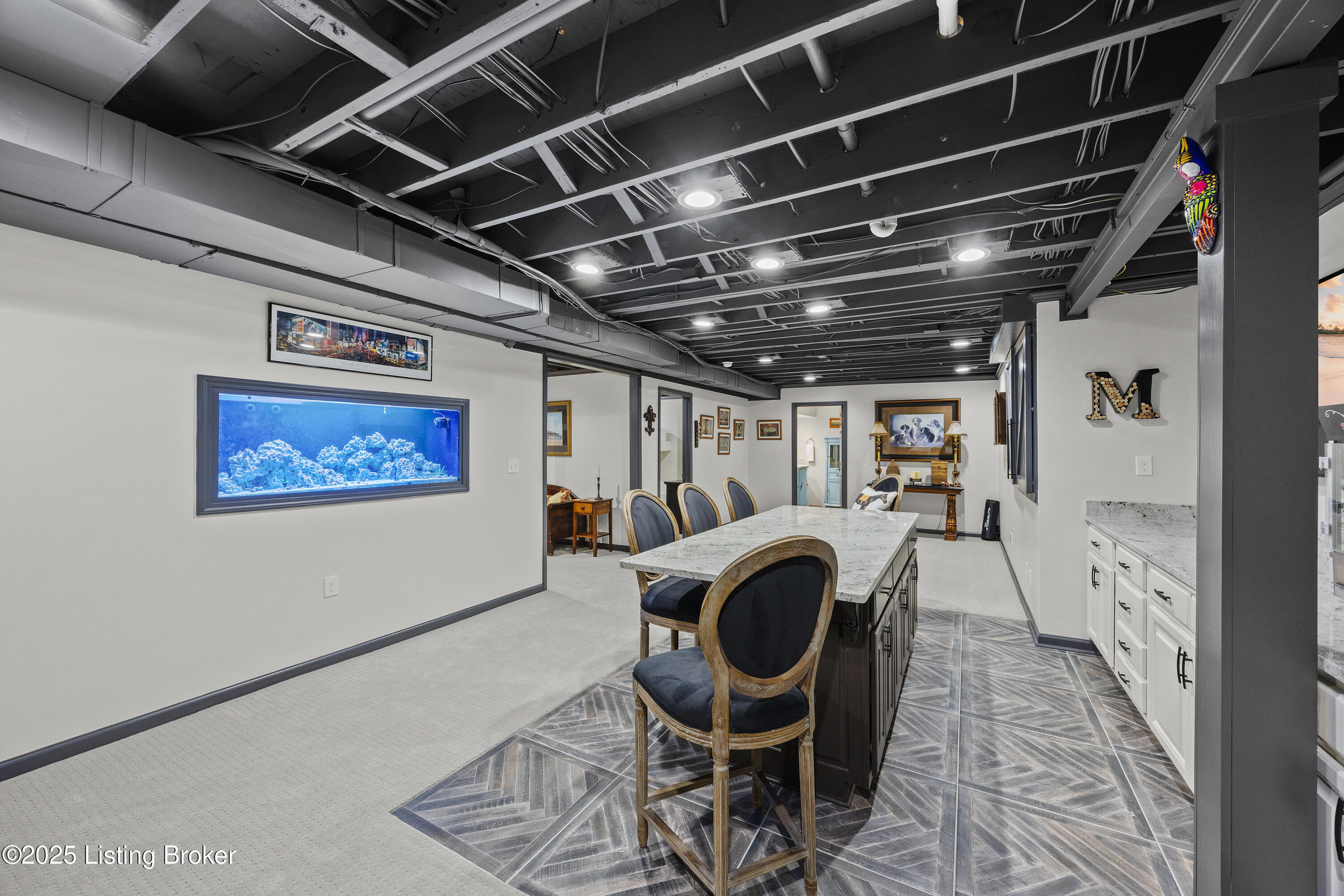 6014 Regal Springs Dr