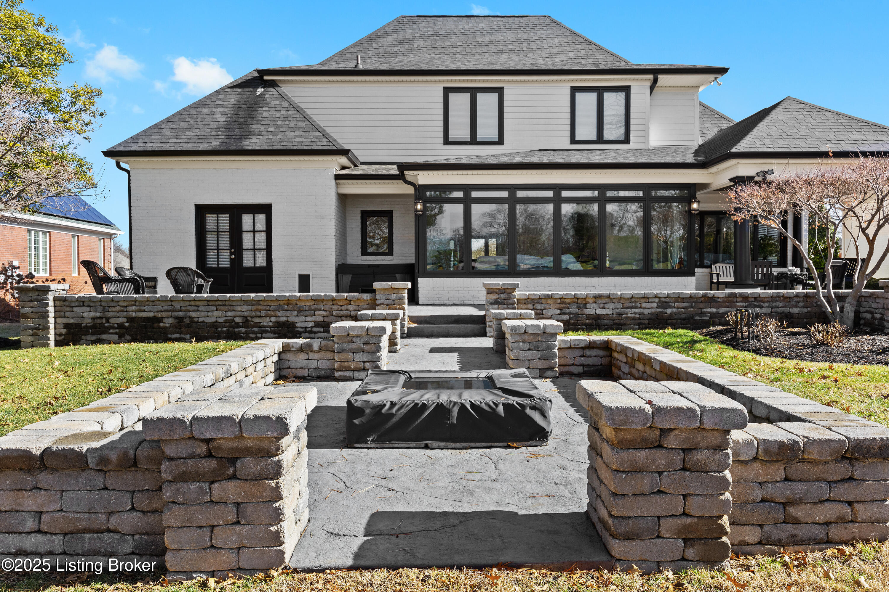 6014 Regal Springs Dr