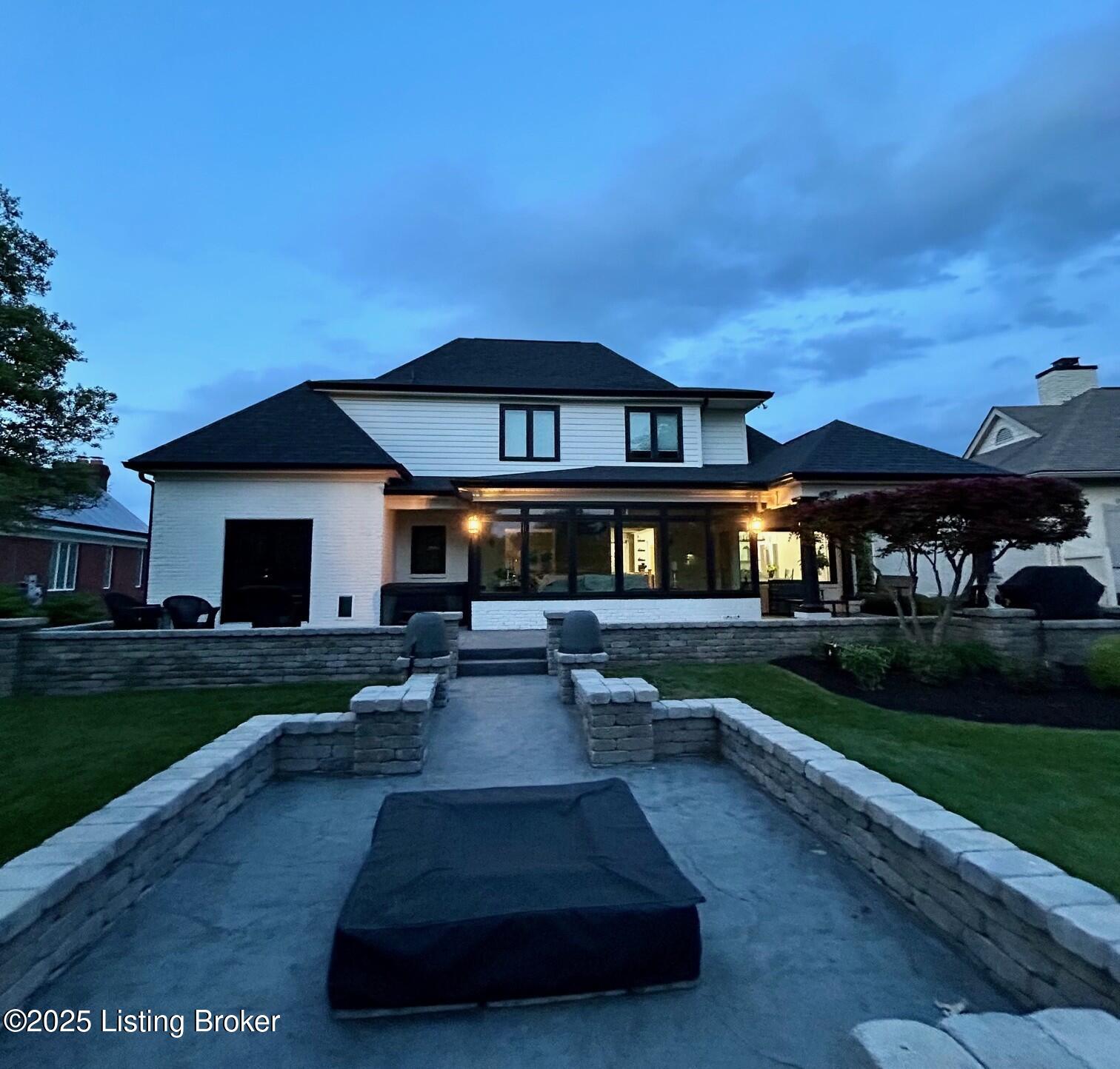 6014 Regal Springs Dr