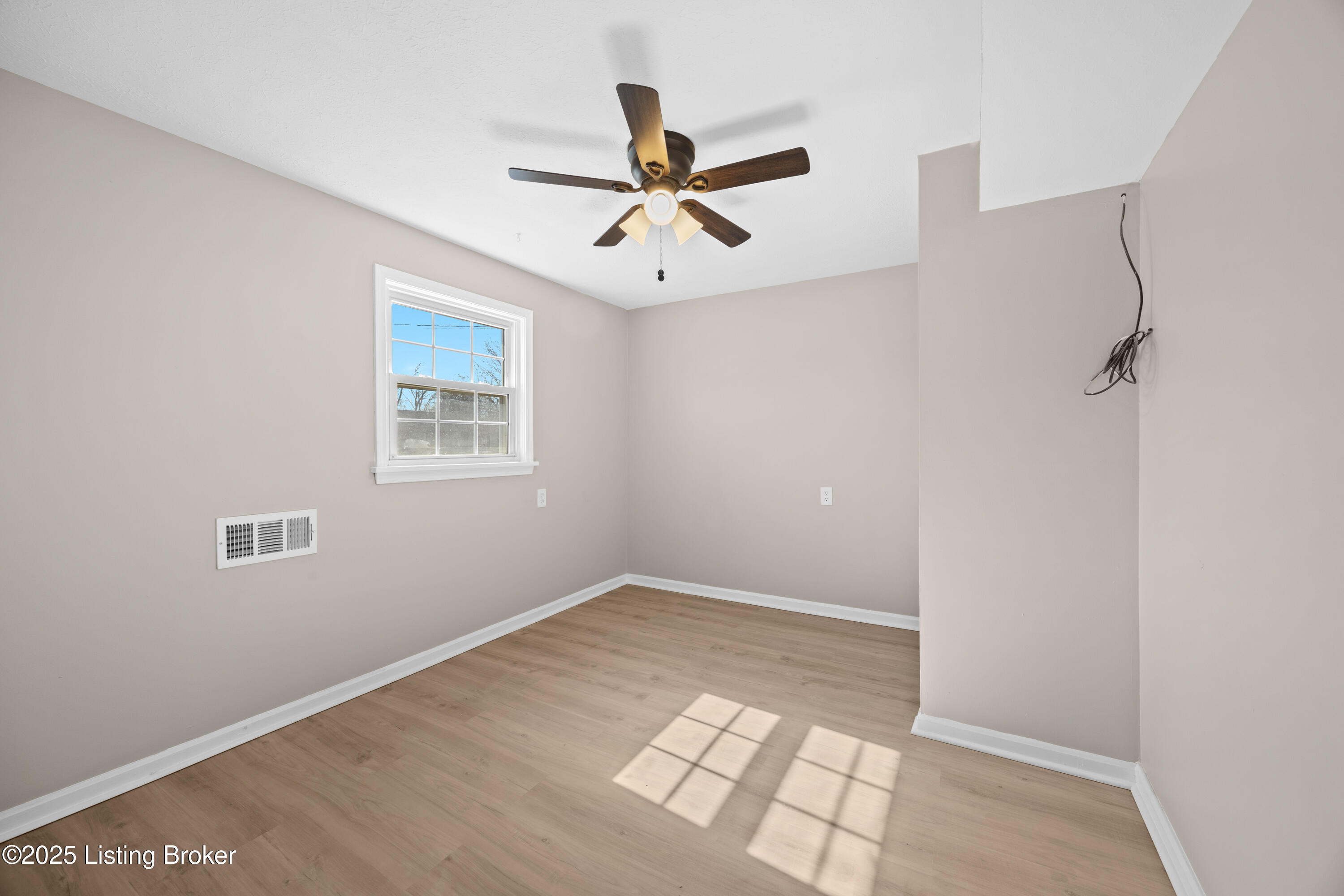 5308 Sprucewood Dr