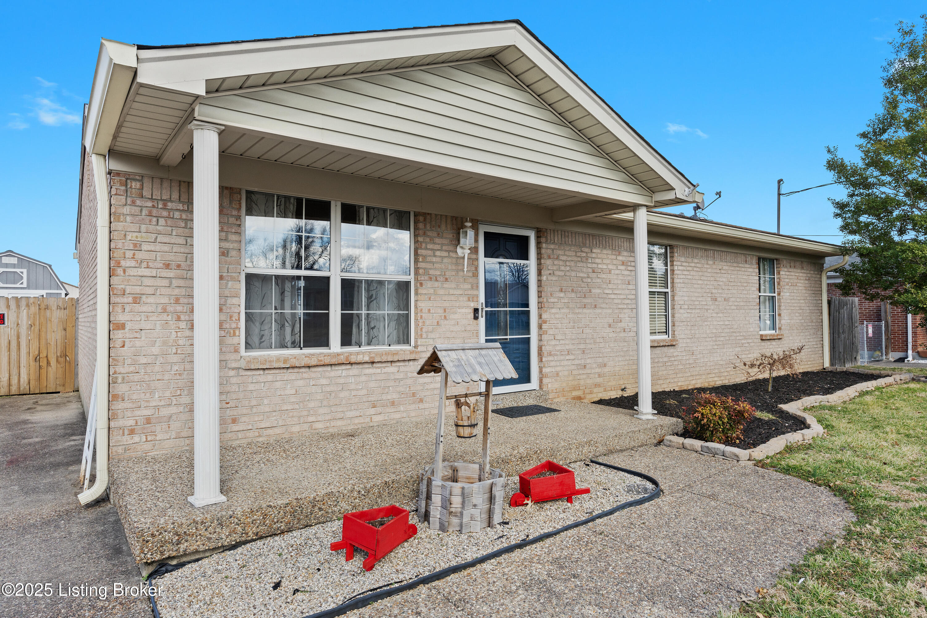 5511 Binbrook Dr