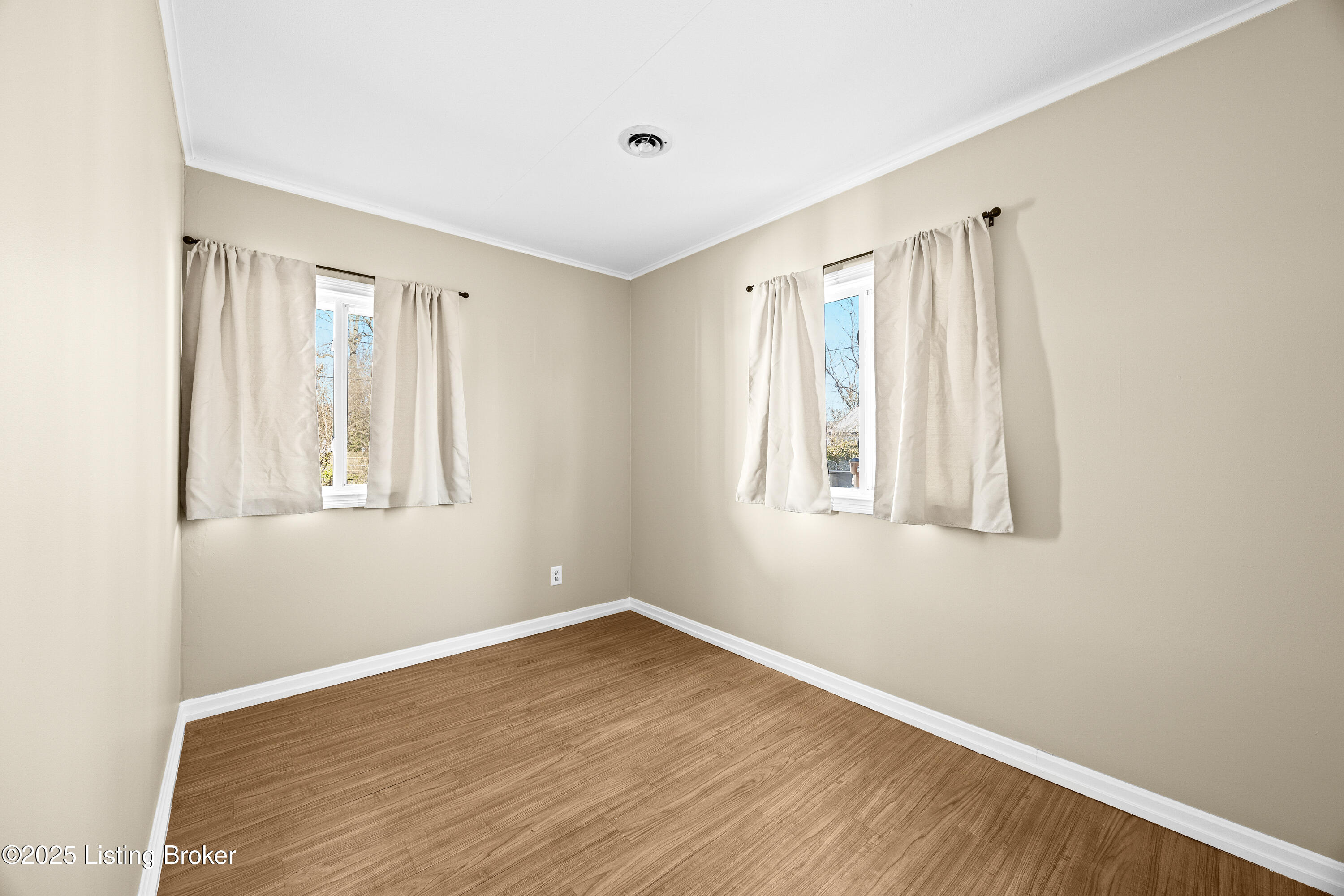 210 Bonnie Ln