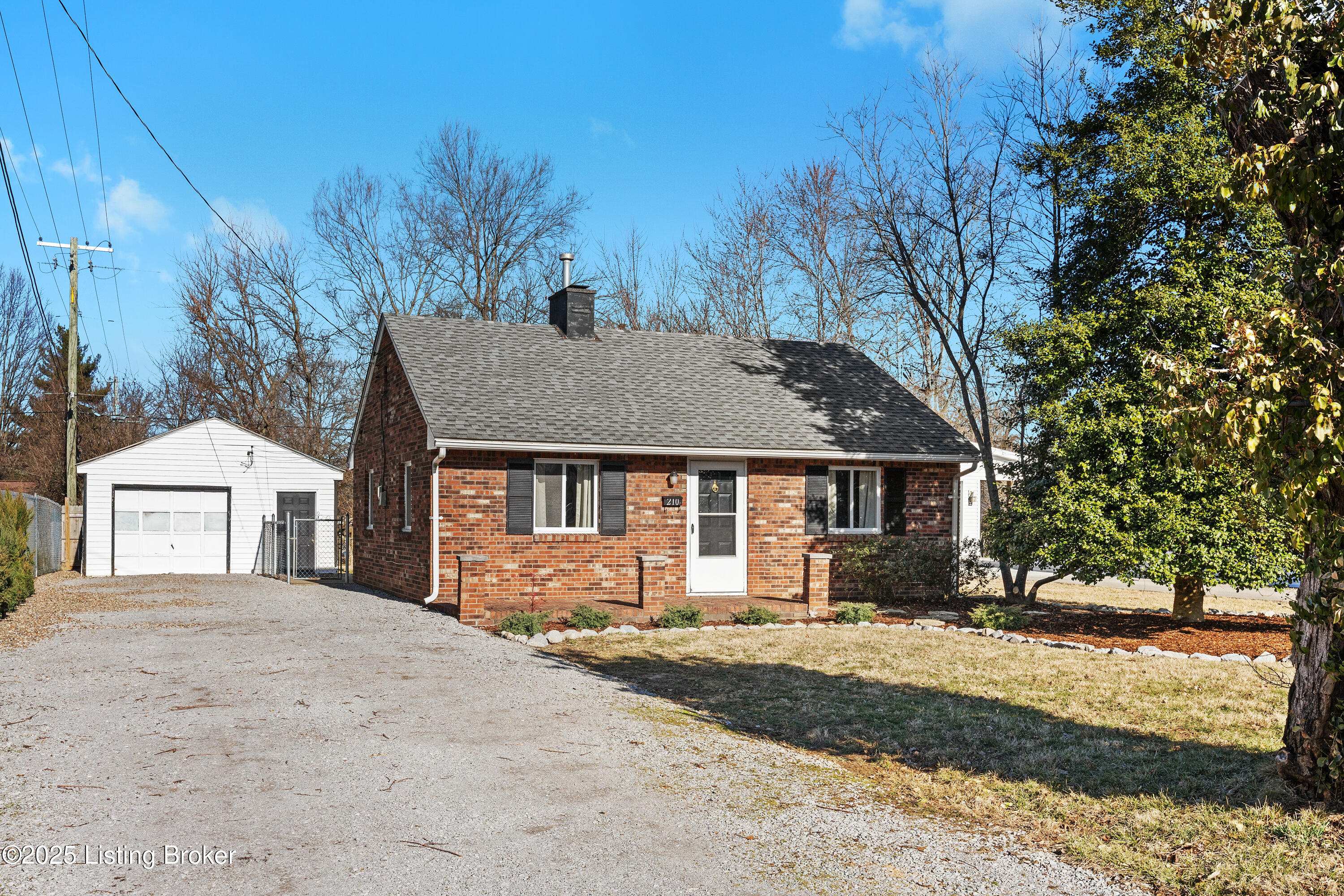 210 Bonnie Ln