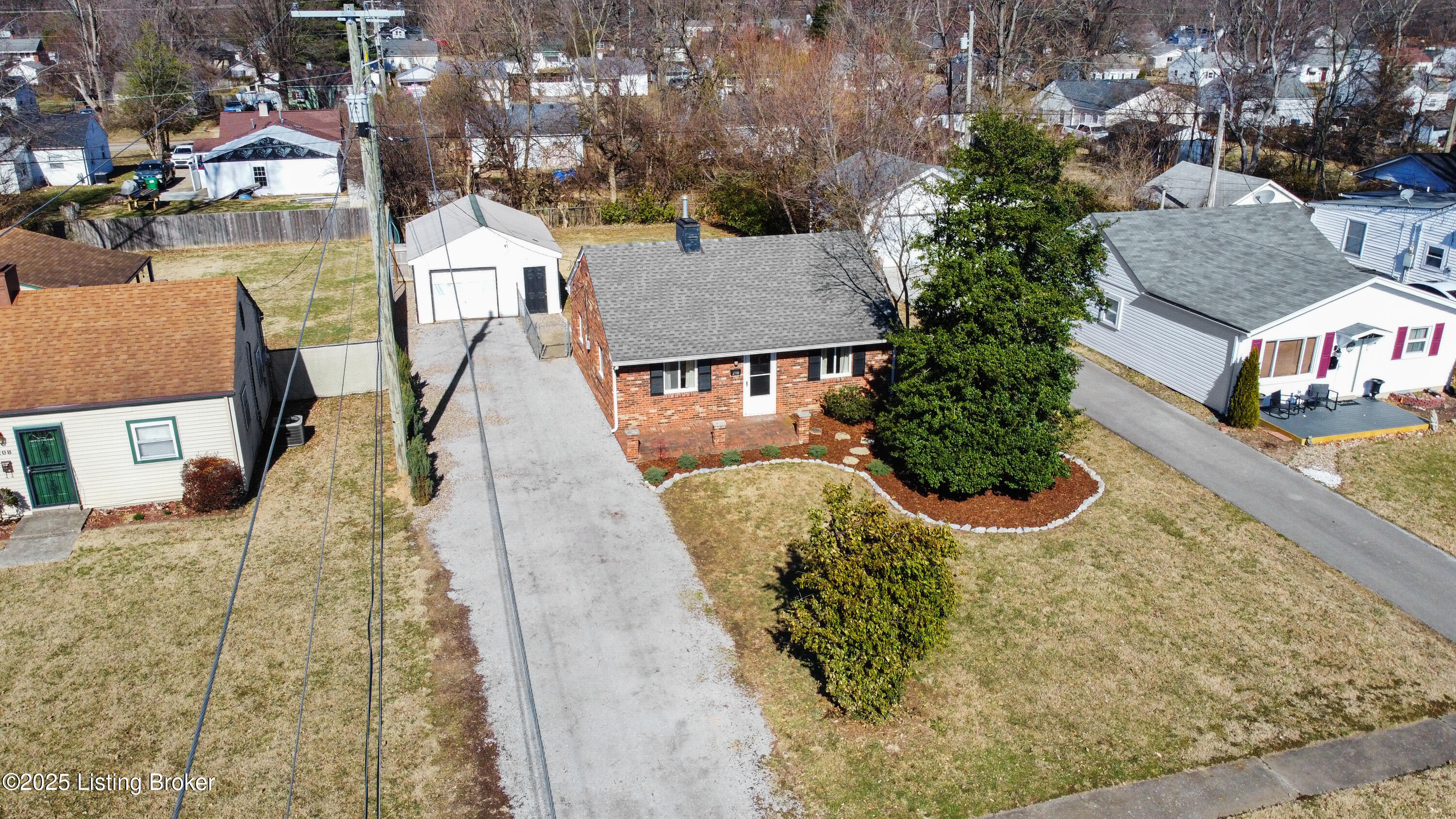 210 Bonnie Ln