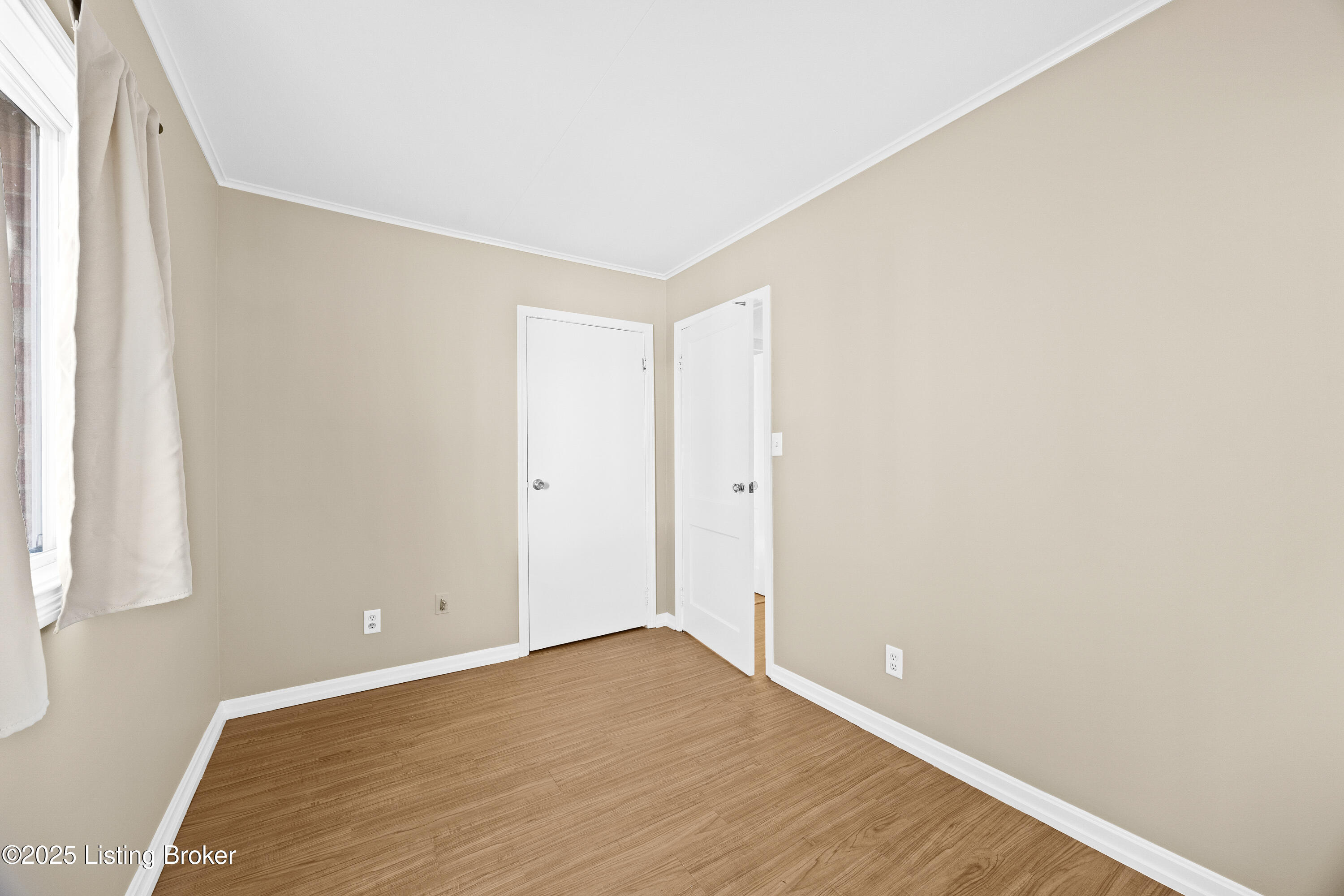 210 Bonnie Ln