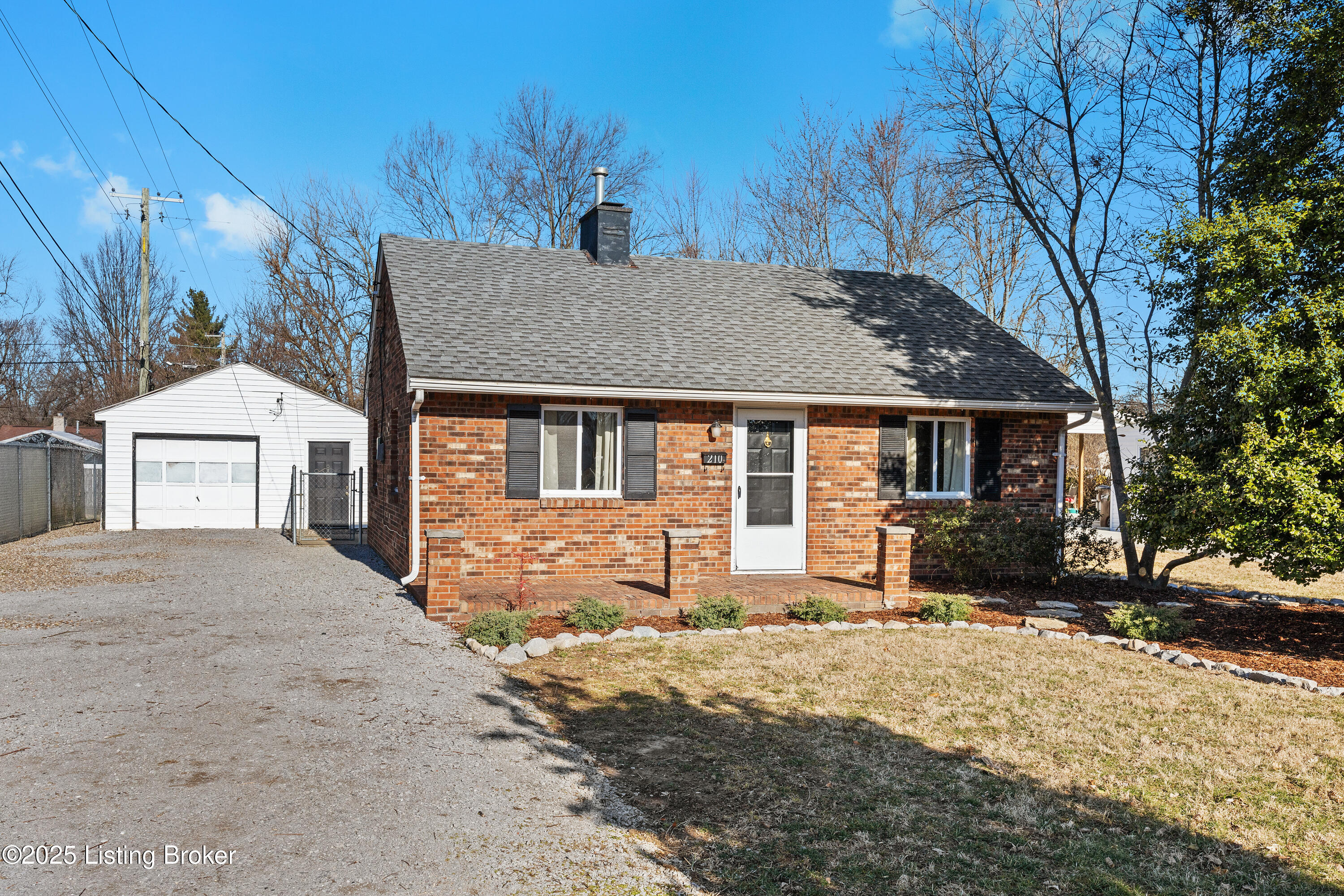 210 Bonnie Ln