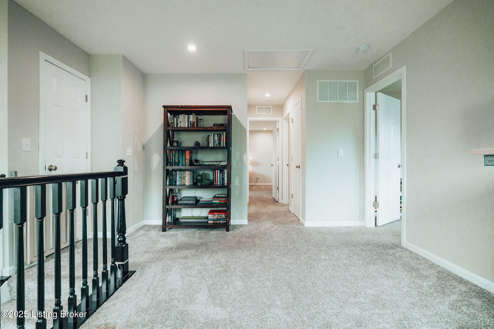 398 Birchwood Dr