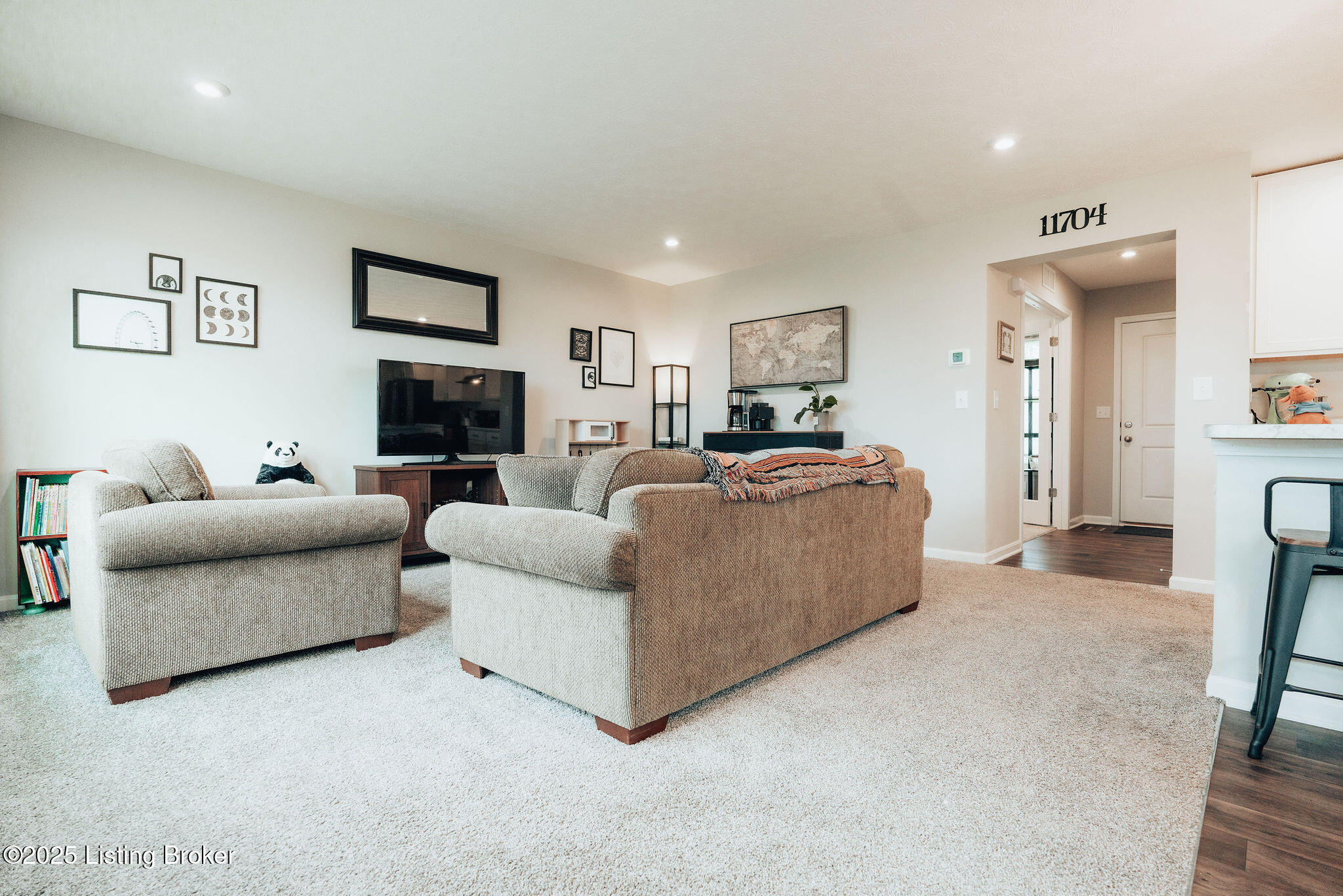 398 Birchwood Dr