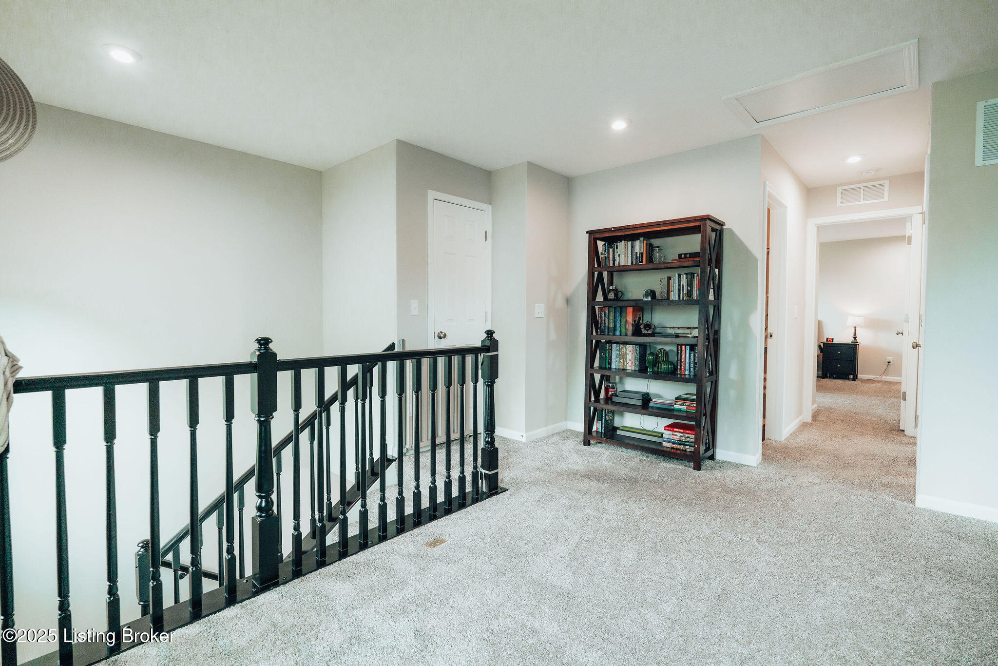398 Birchwood Dr
