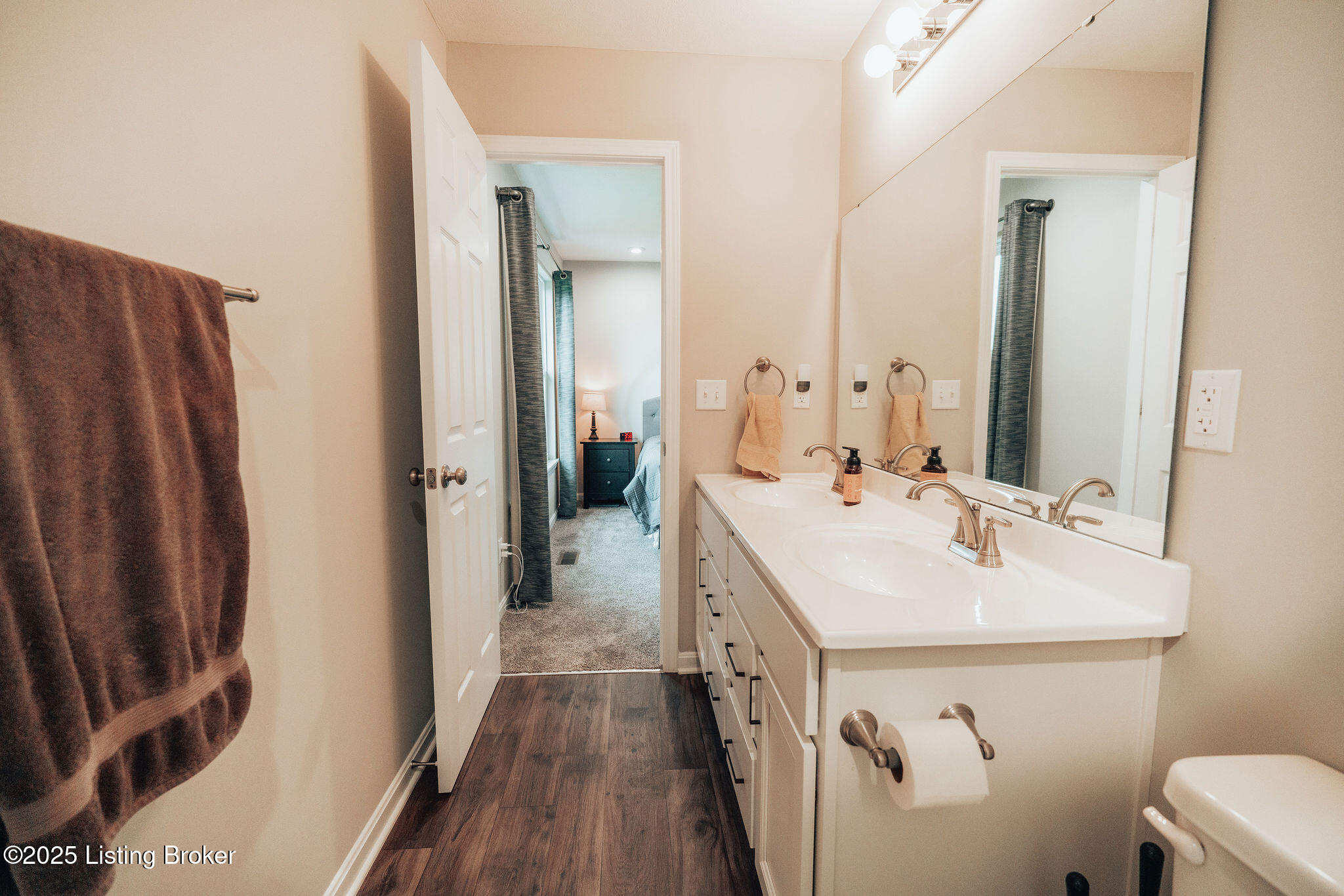 398 Birchwood Dr